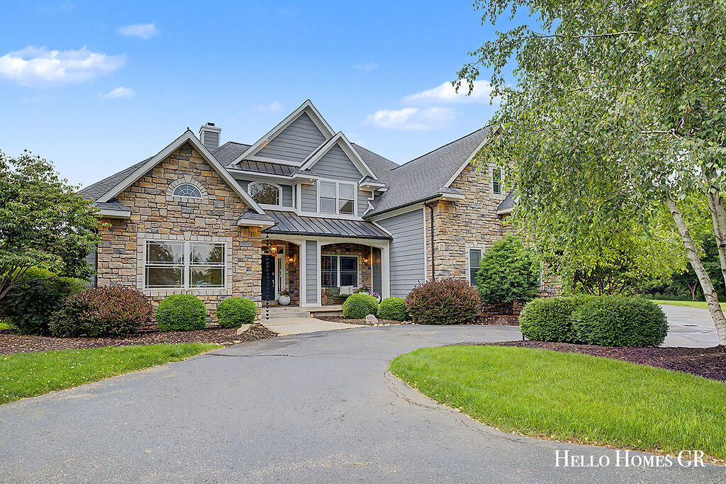 5327 Canyon River Drive NE Ada MI 49301