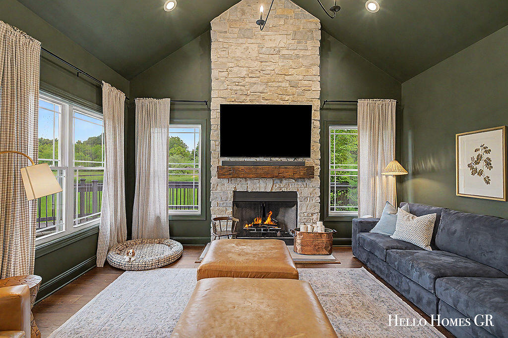 5327 Canyon River Drive NE Ada MI 49301