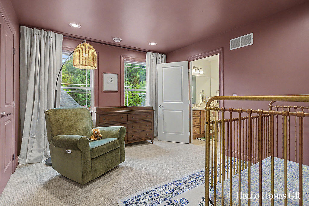 5327 Canyon River Drive NE Ada MI 49301