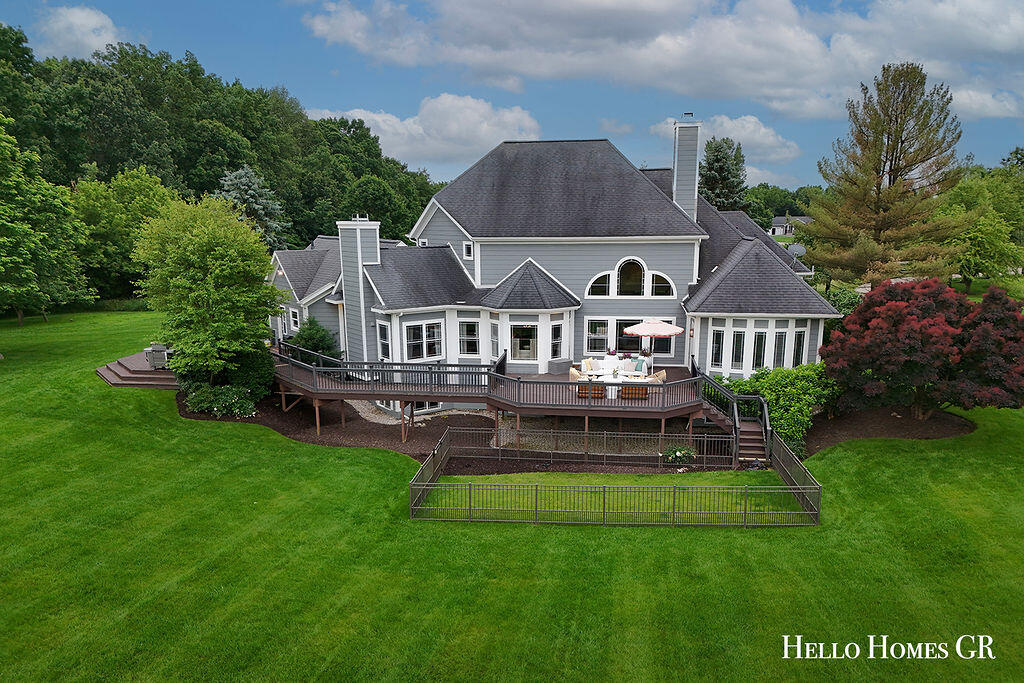5327 Canyon River Drive NE Ada MI 49301