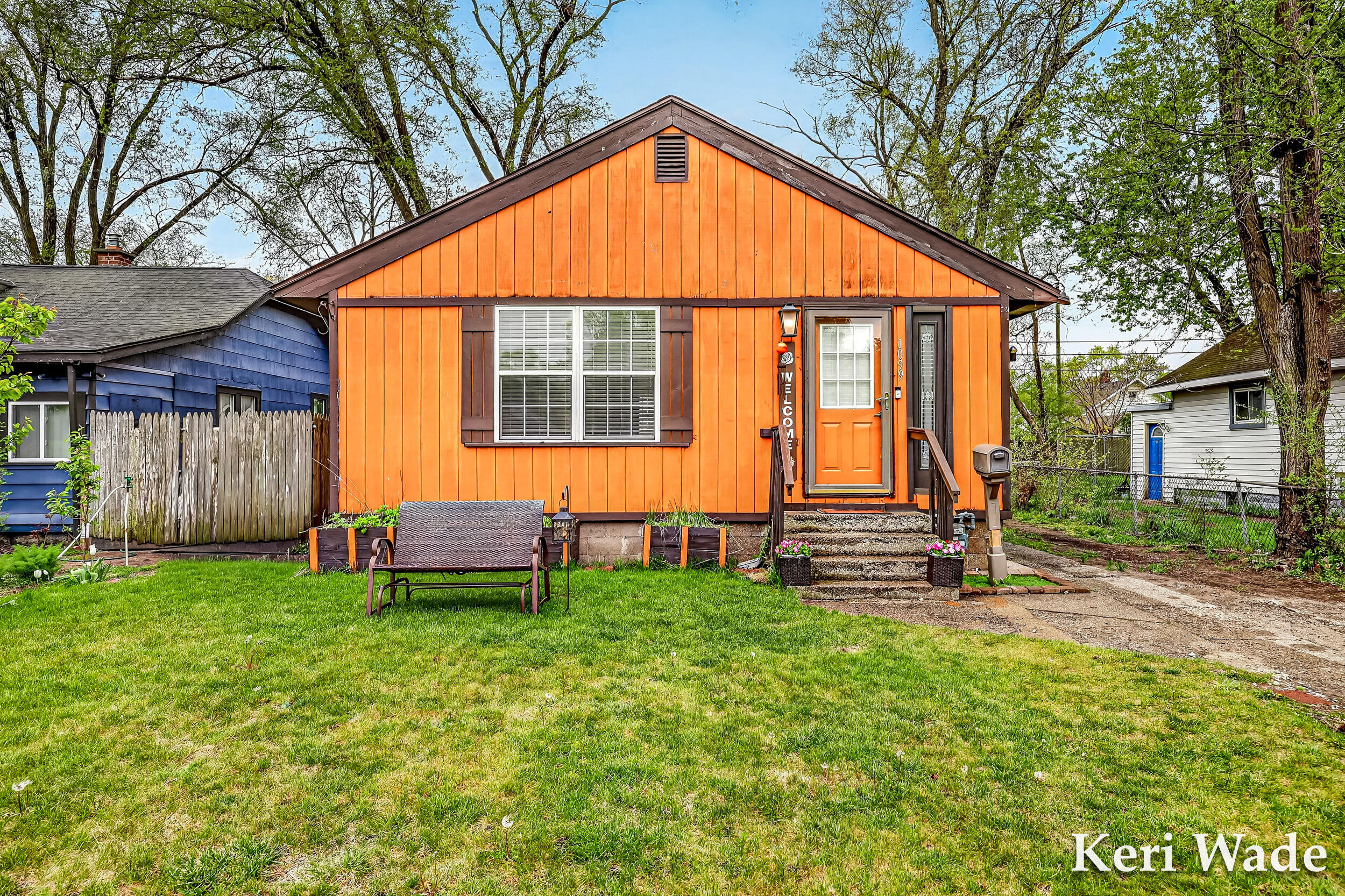 1099 Aurora Avenue Muskegon MI 49442