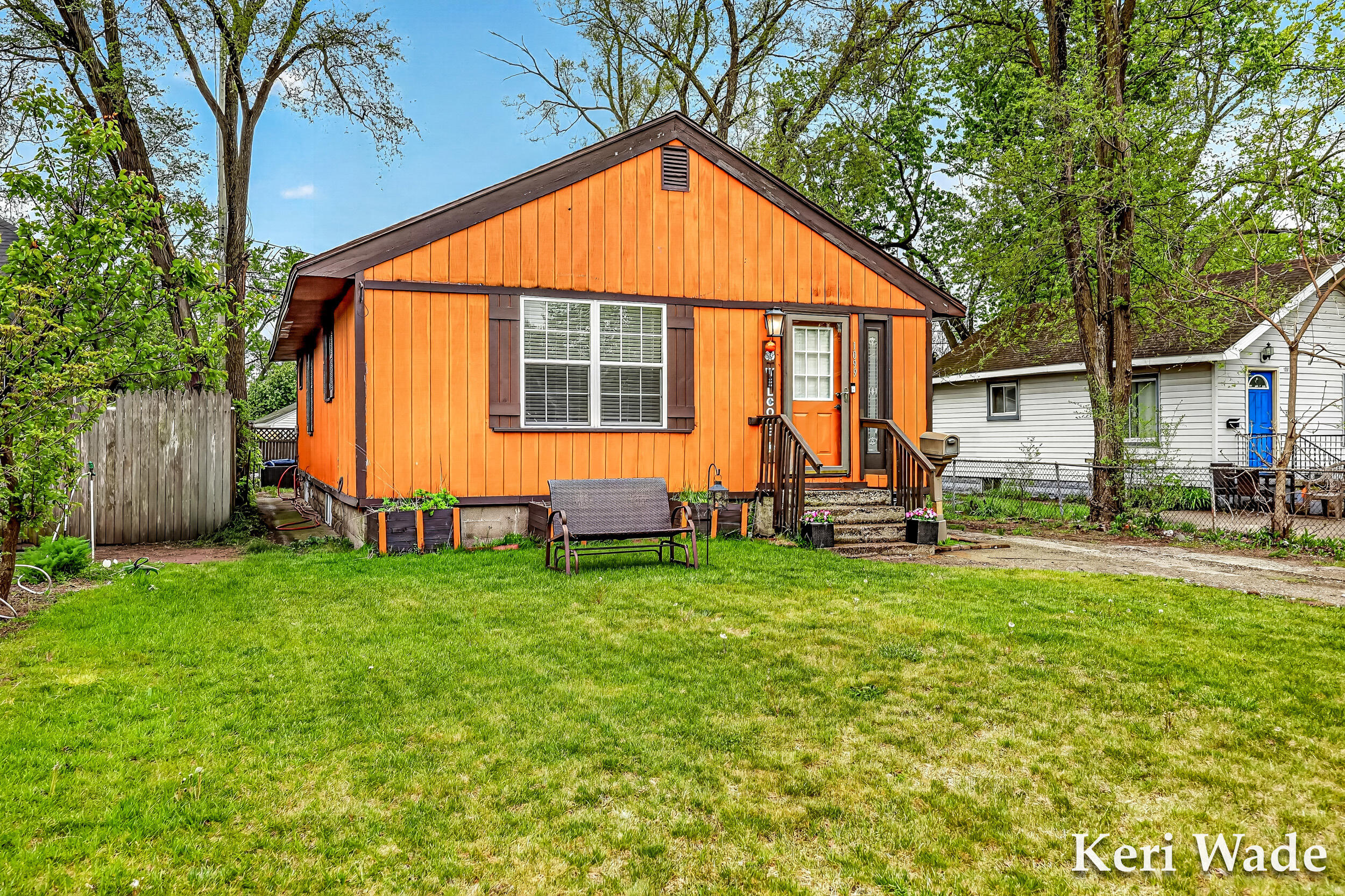 1099 Aurora Avenue Muskegon MI 49442