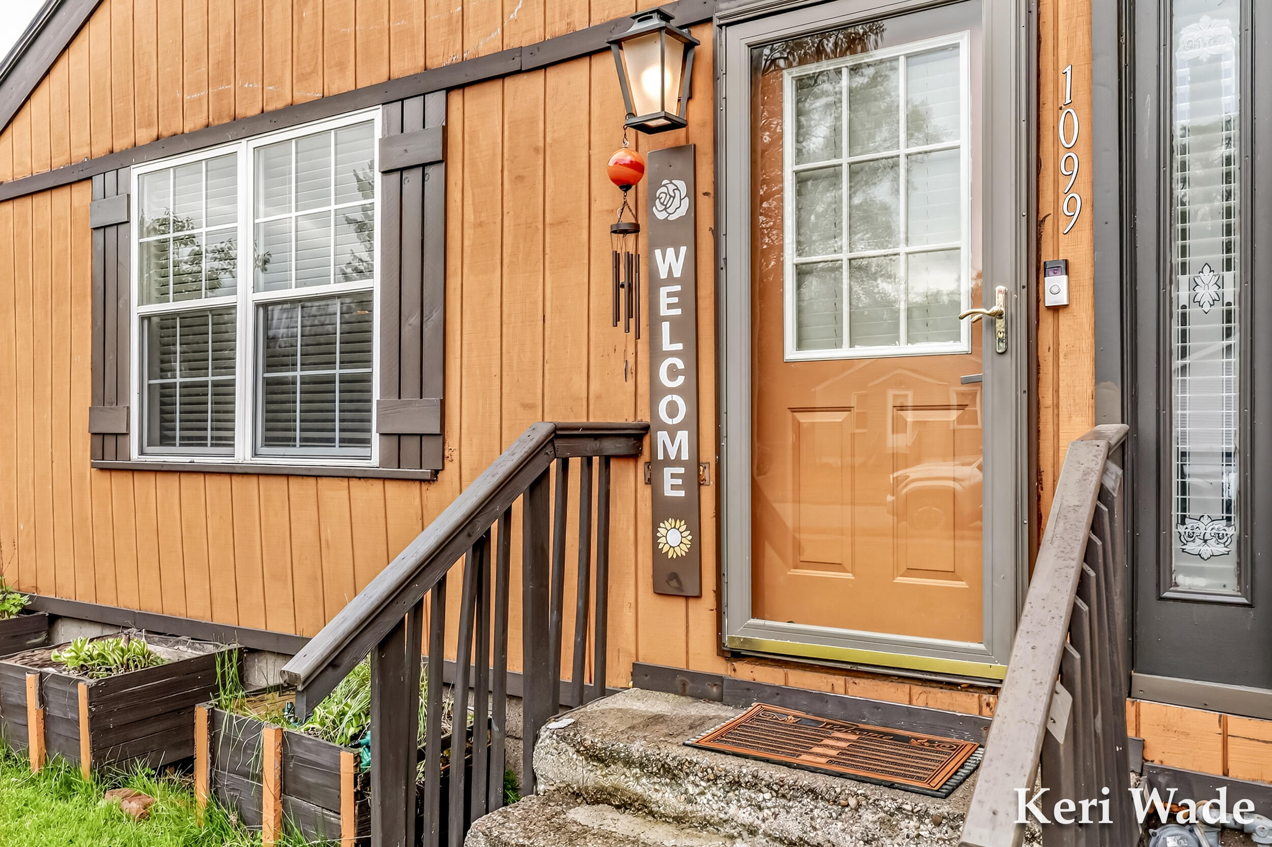 1099 Aurora Avenue Muskegon MI 49442