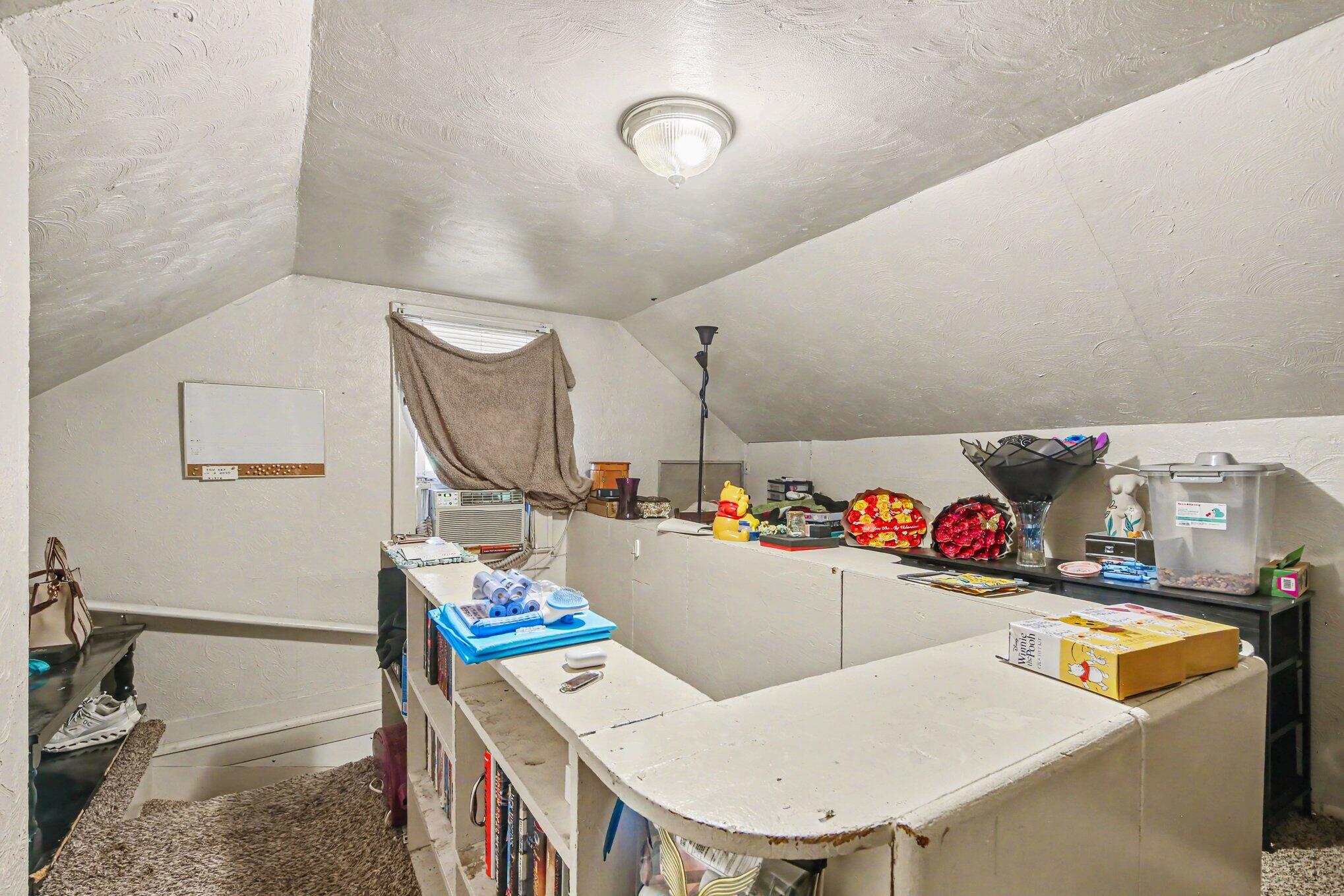 18 34th Street SW Grand Rapids MI 49548