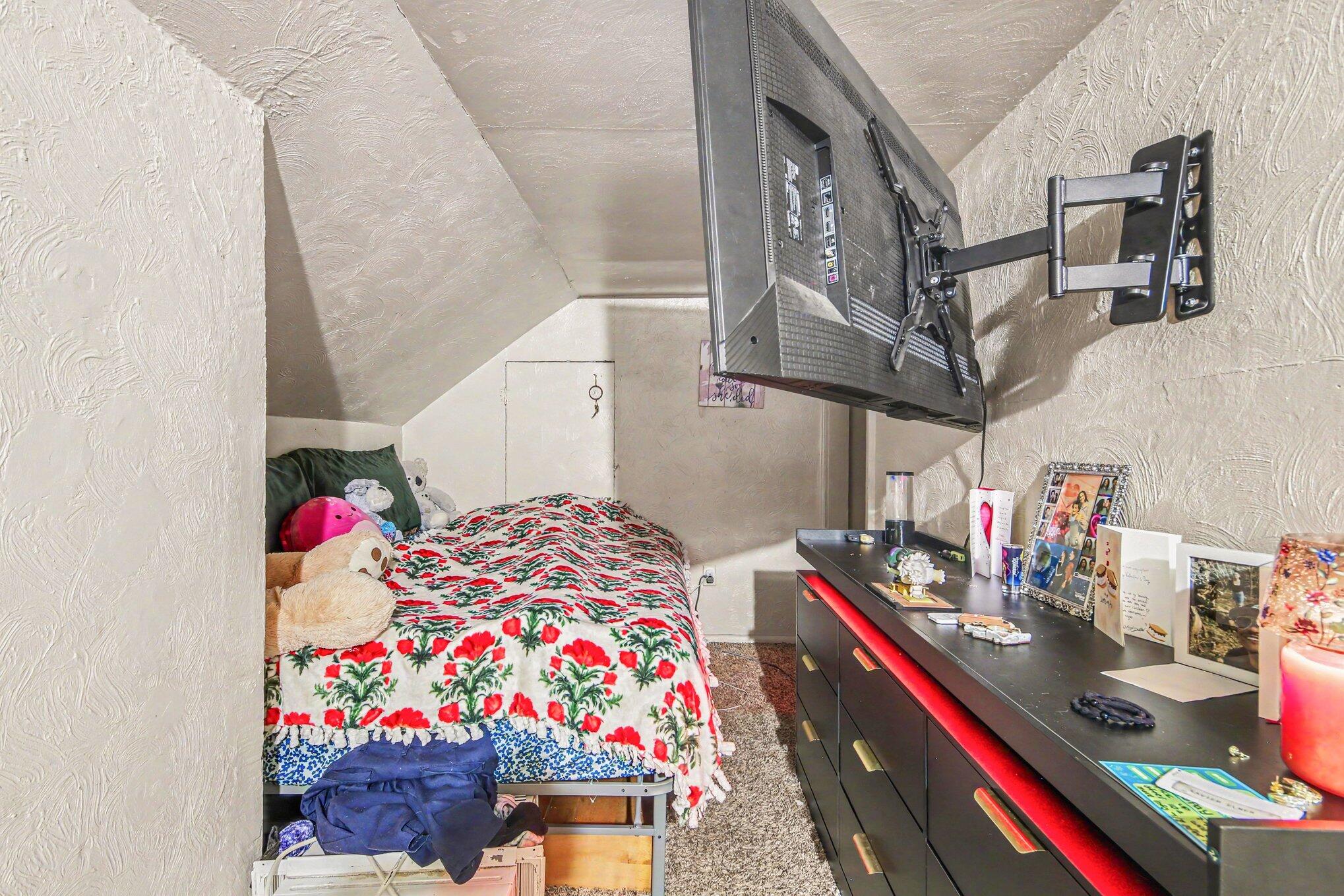 18 34th Street SW Grand Rapids MI 49548