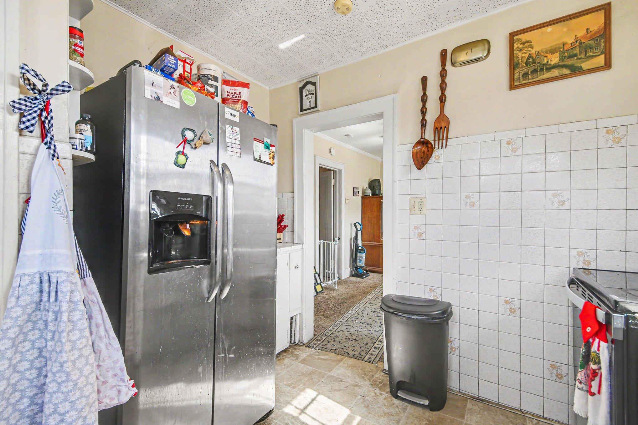 18 34th Street SW Grand Rapids MI 49548