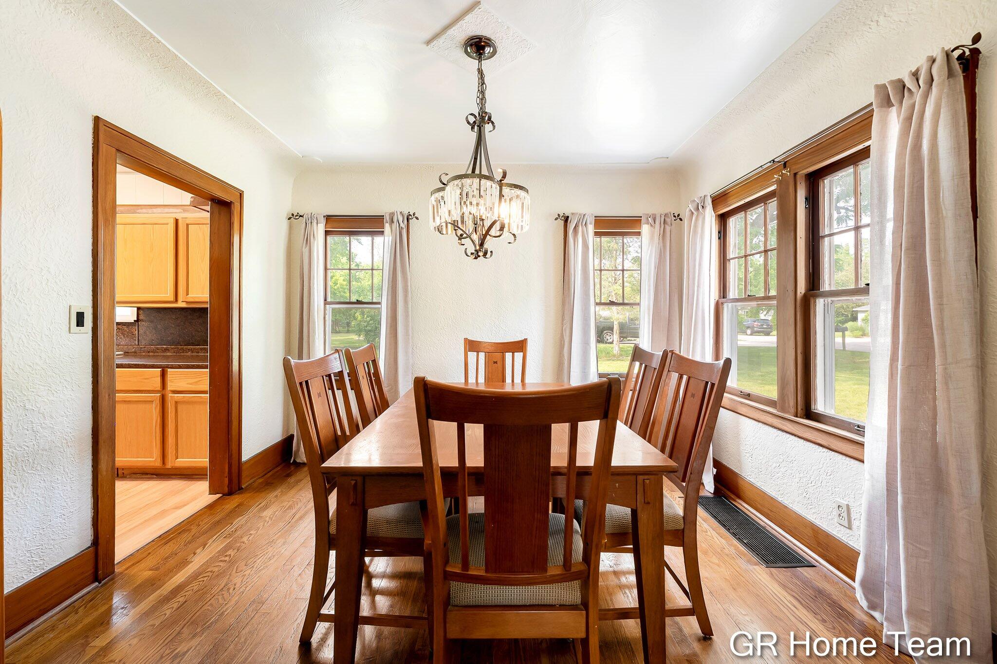 3991 Costa Avenue NE Grand Rapids MI 49525