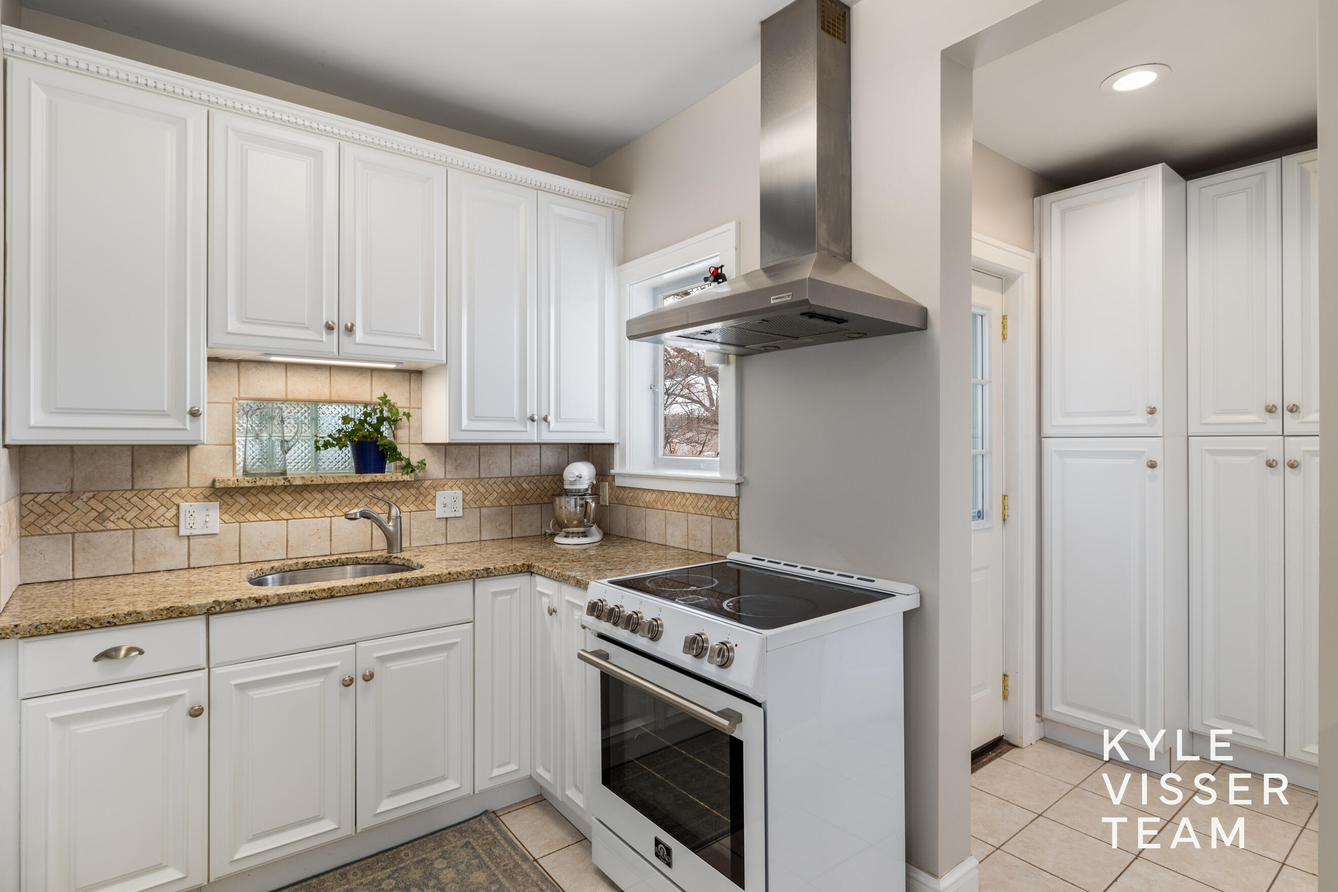 617 Rosewood Avenue SE East Grand Rapids MI 49506