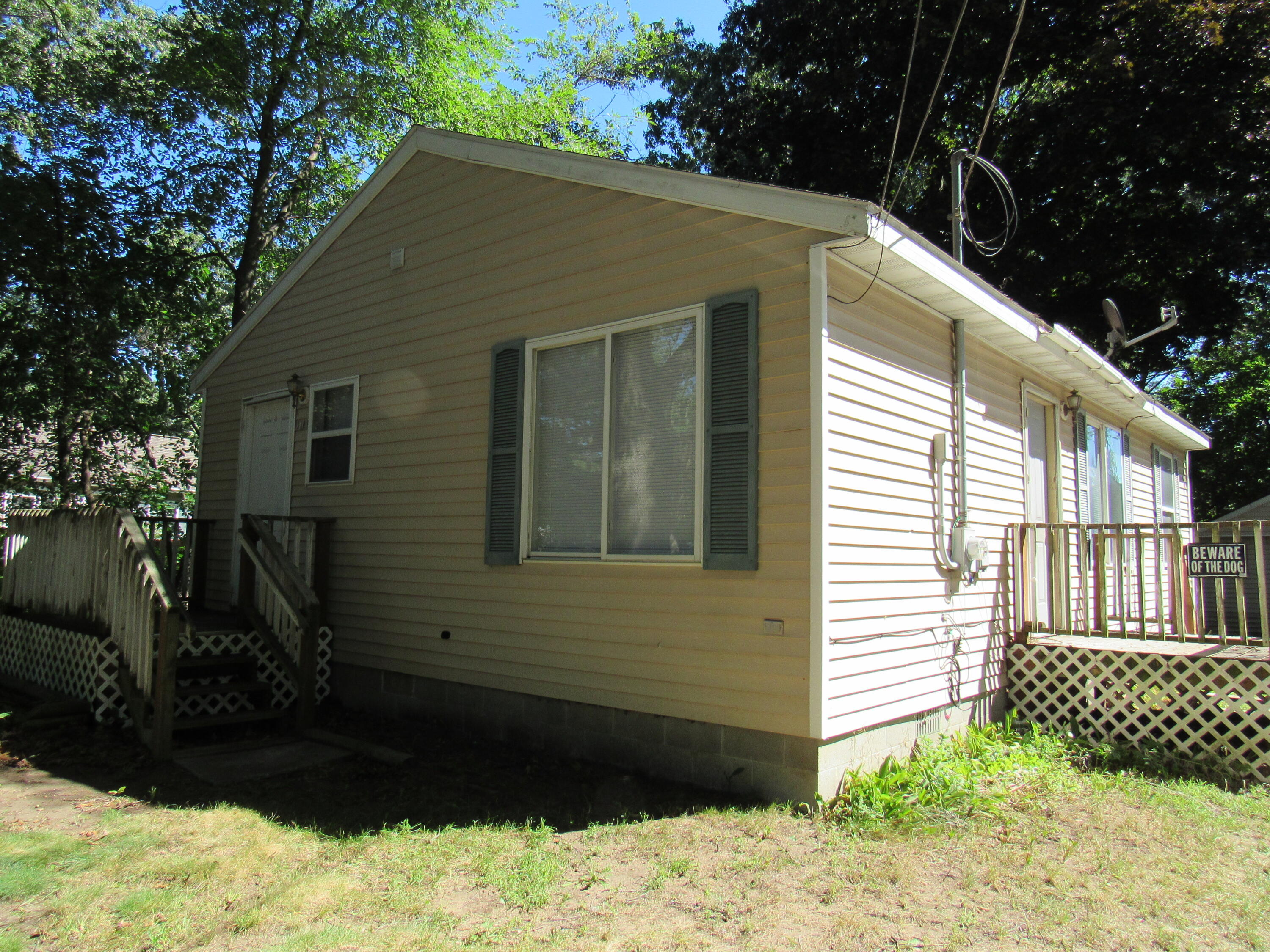 2708 Worden Street Norton Shores MI 49444