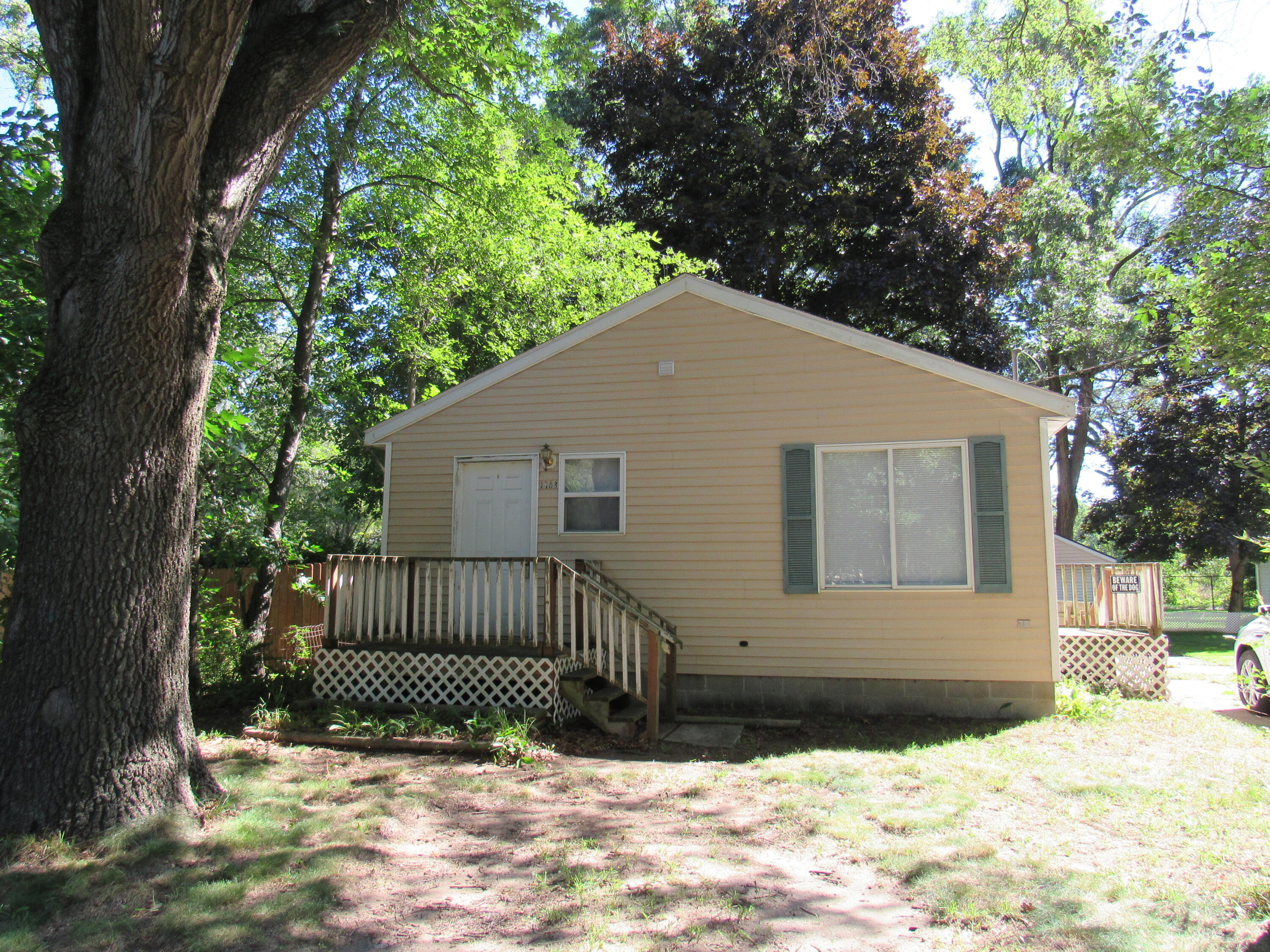 2708 Worden Street Norton Shores MI 49444