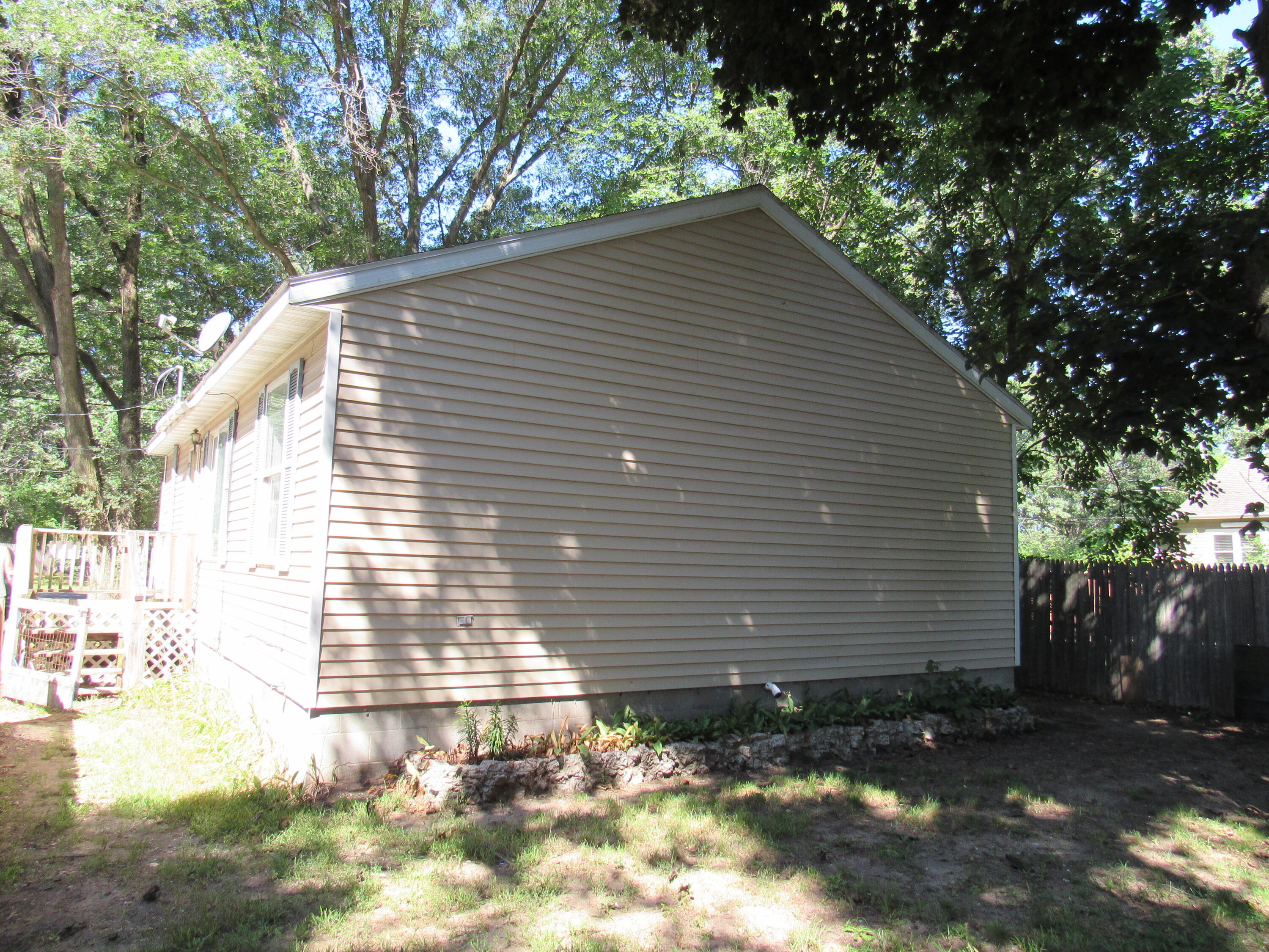 2708 Worden Street Norton Shores MI 49444