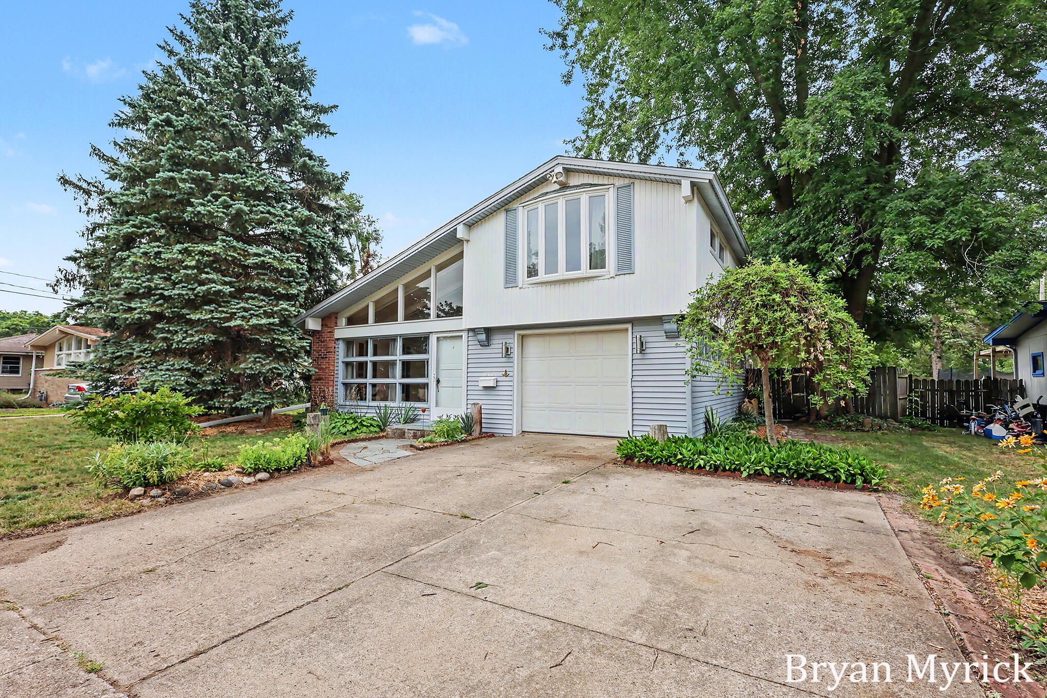 202 E 25th Street Holland MI 49423