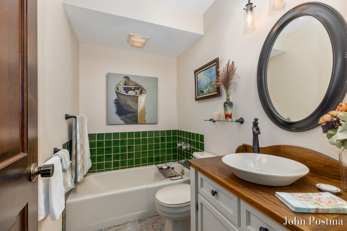 7786 Thornapple Bayou Drive SE Grand Rapids MI 49512
