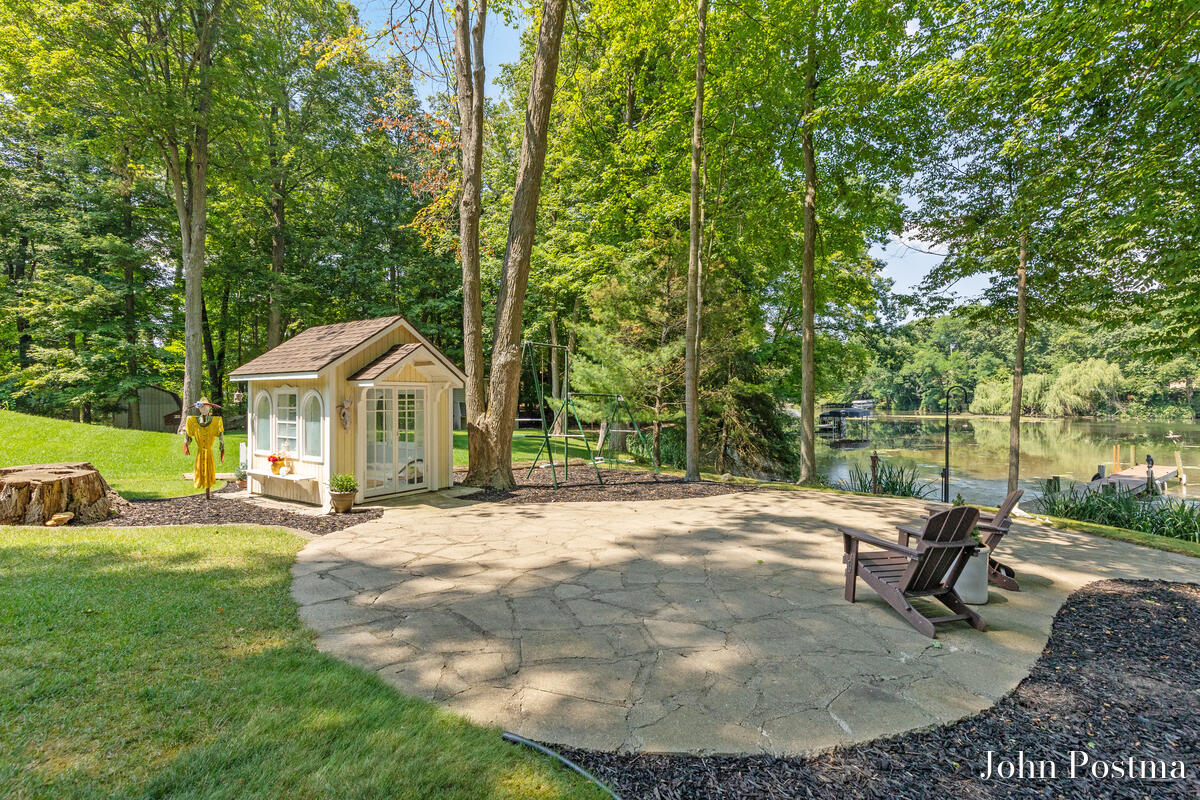 7786 Thornapple Bayou Drive SE Grand Rapids MI 49512