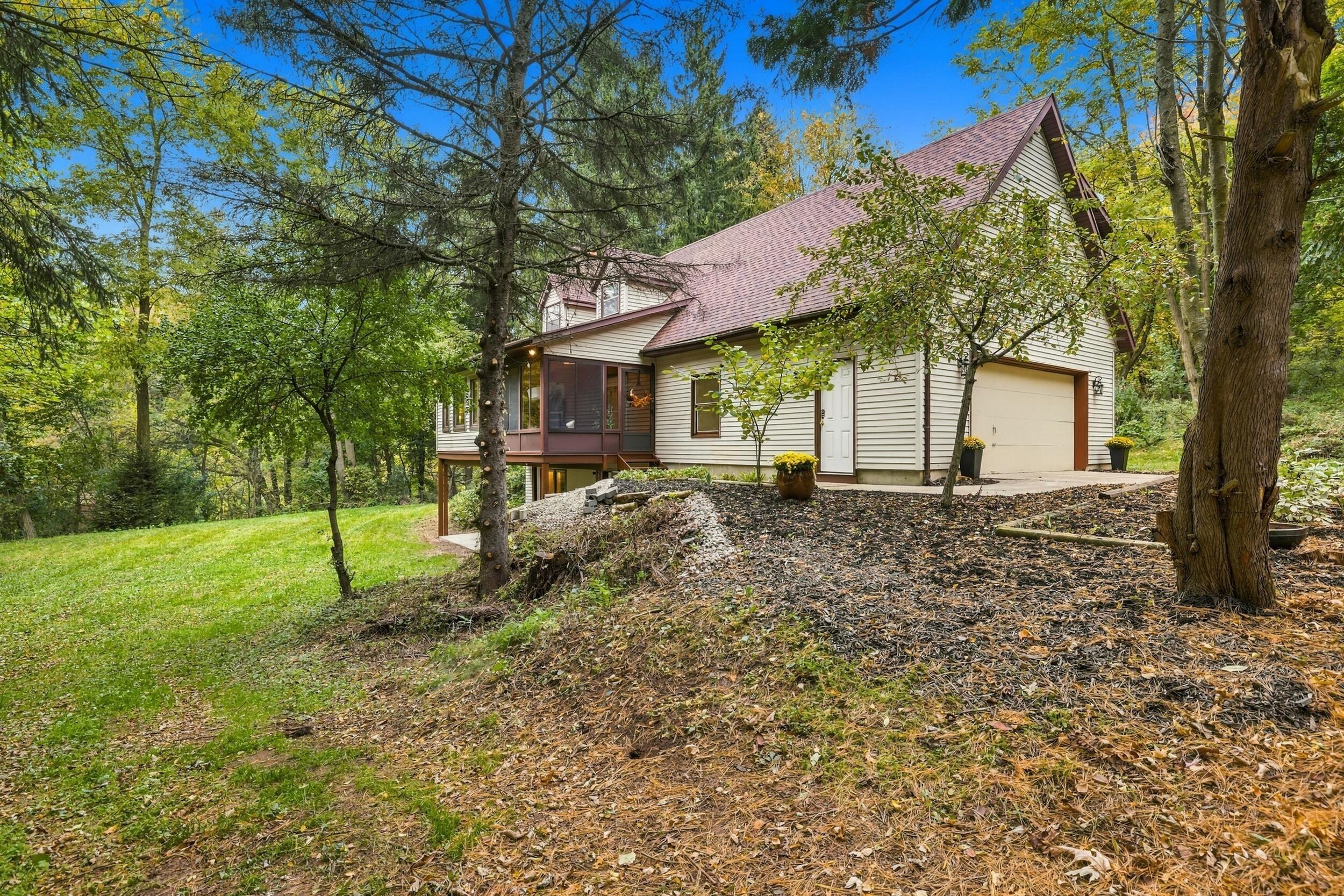 3385 4 Mile Road NE Grand Rapids MI 49525