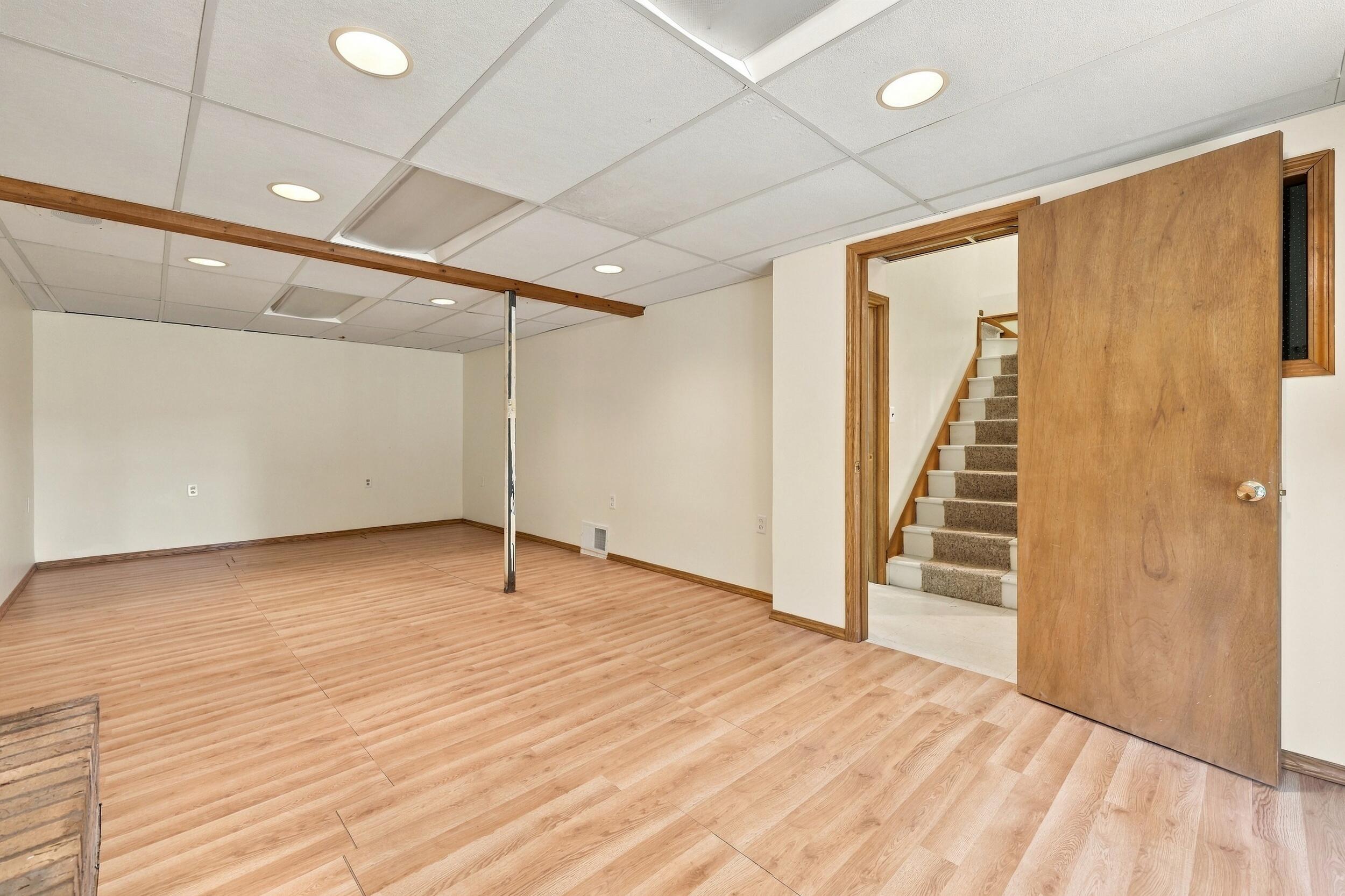 3385 4 Mile Road NE Grand Rapids MI 49525