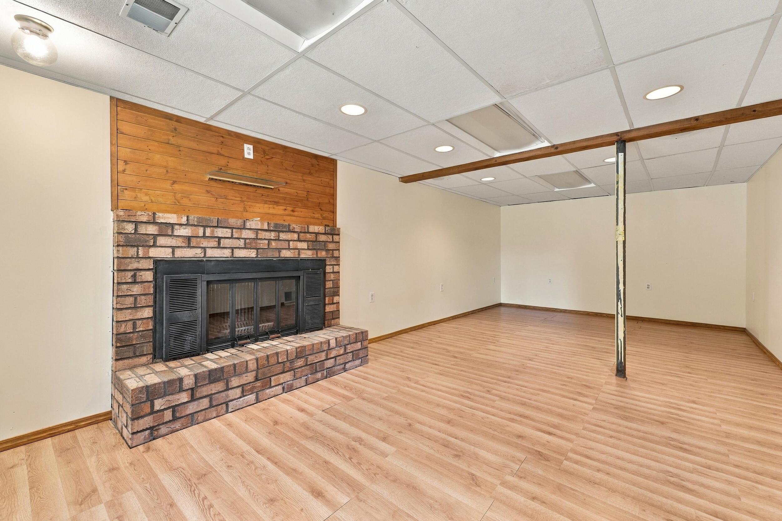 3385 4 Mile Road NE Grand Rapids MI 49525