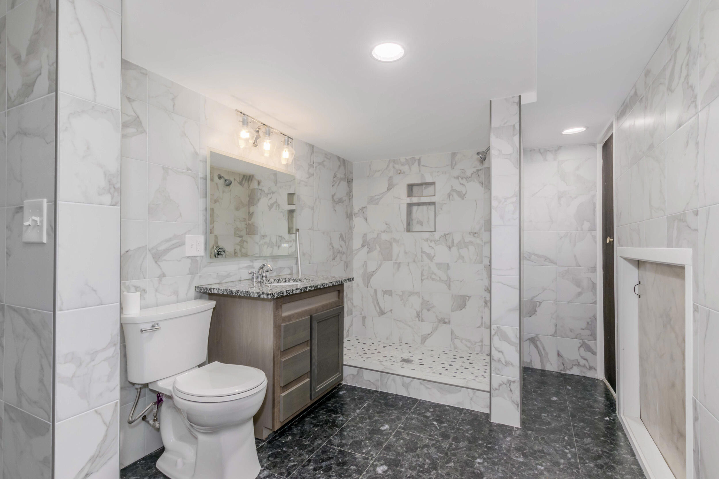 3151 Kendalwood Court NE Grand Rapids MI 49505