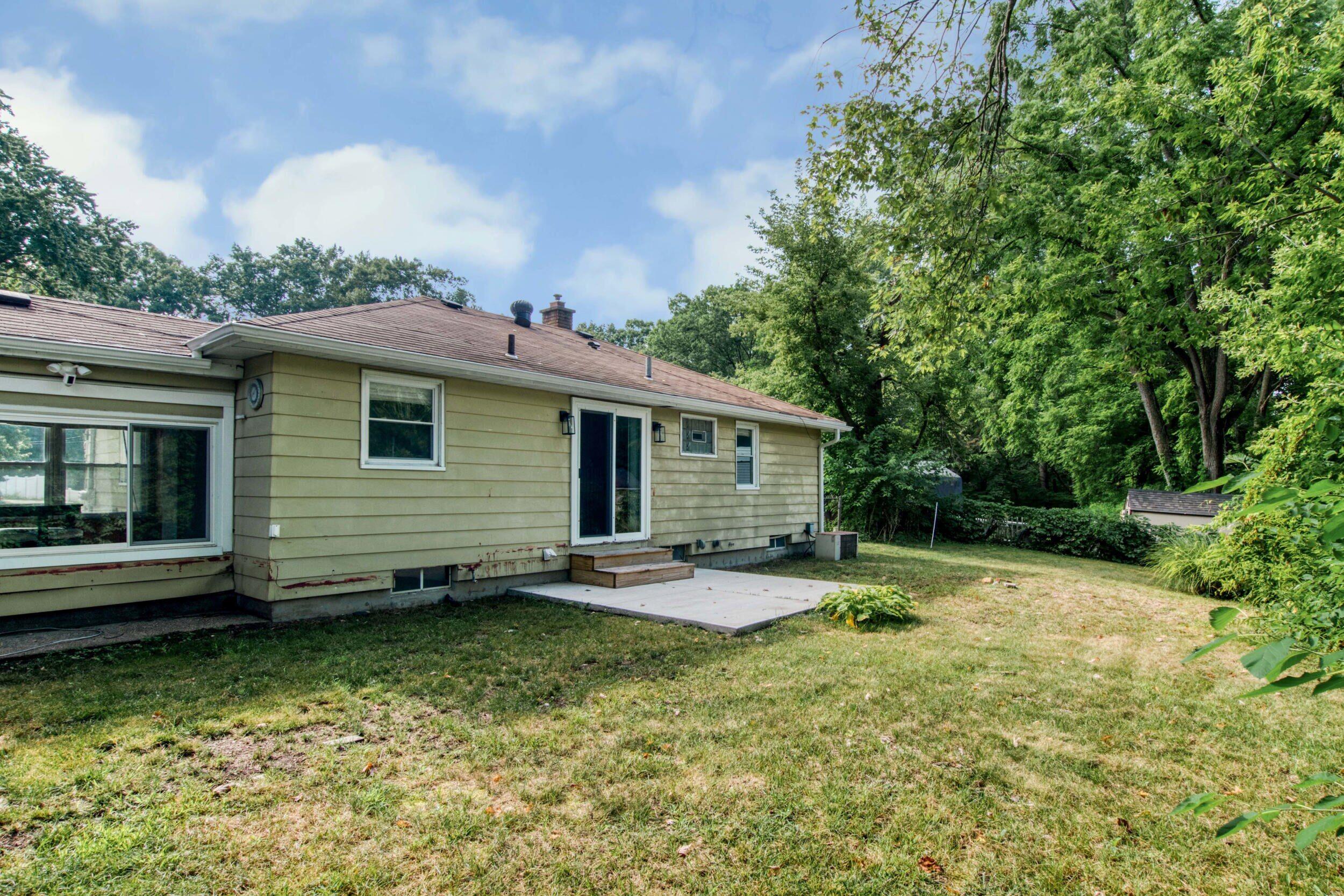 3151 Kendalwood Court NE Grand Rapids MI 49505