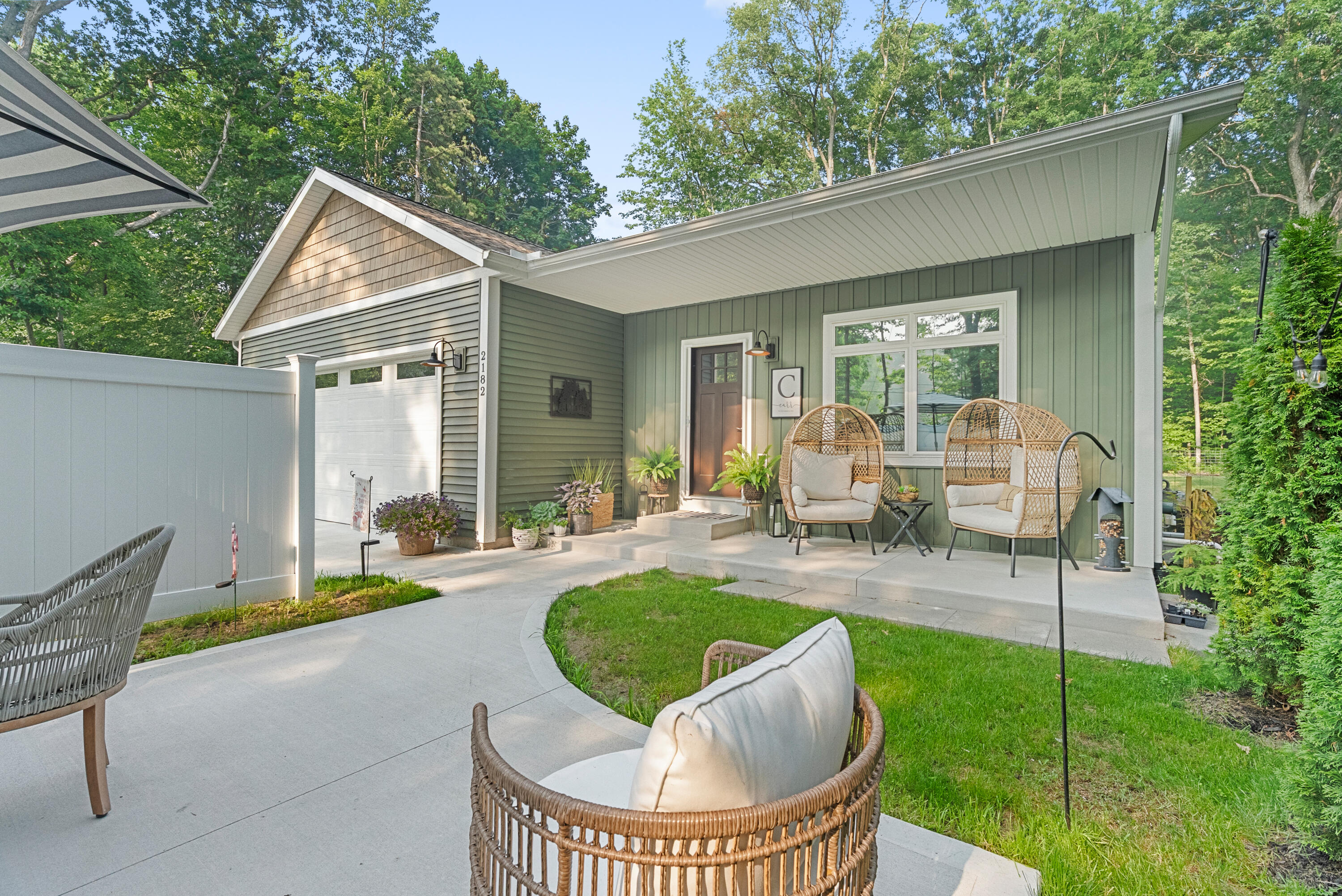 2182 N Getty Street Muskegon MI 49445
