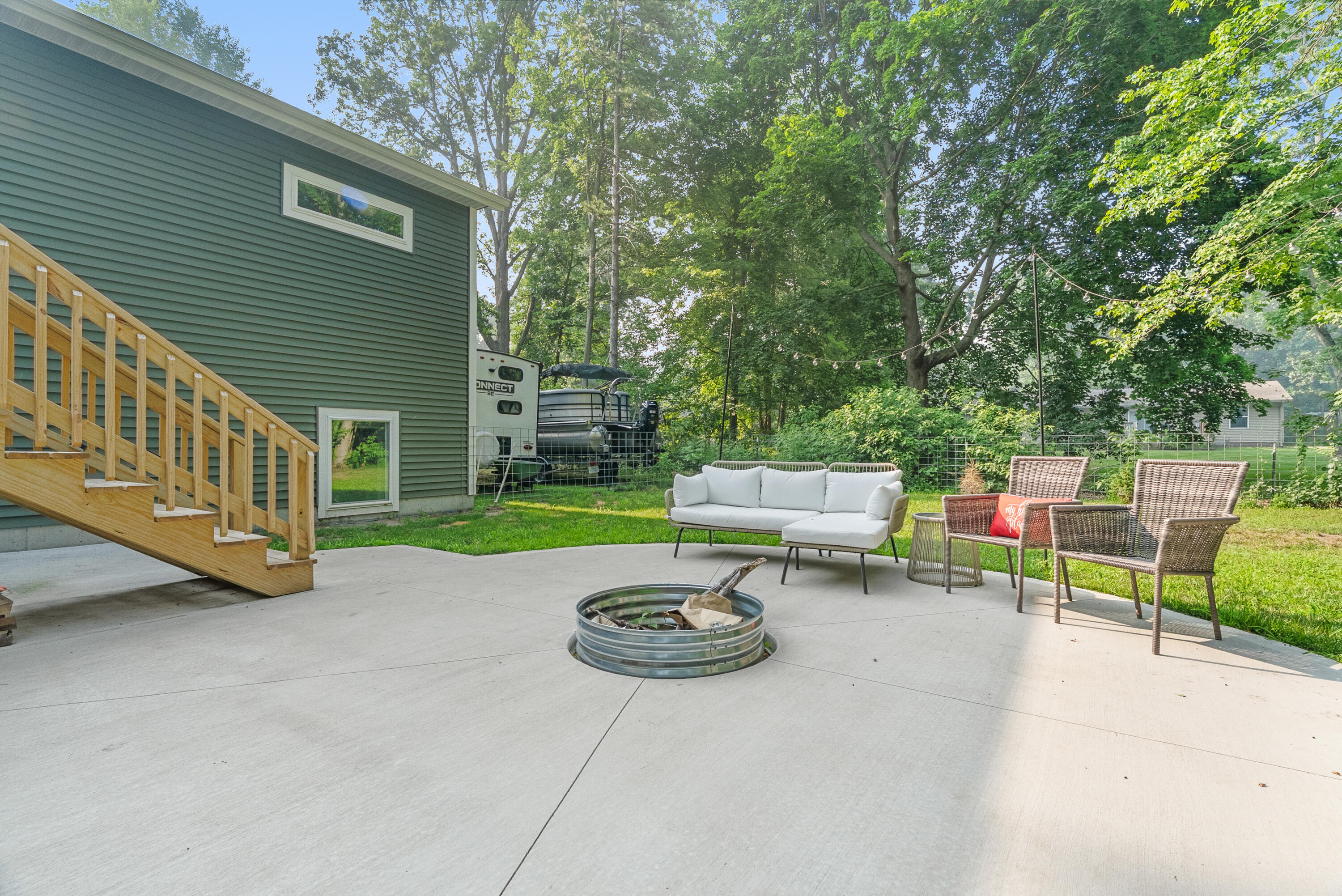 2182 N Getty Street Muskegon MI 49445
