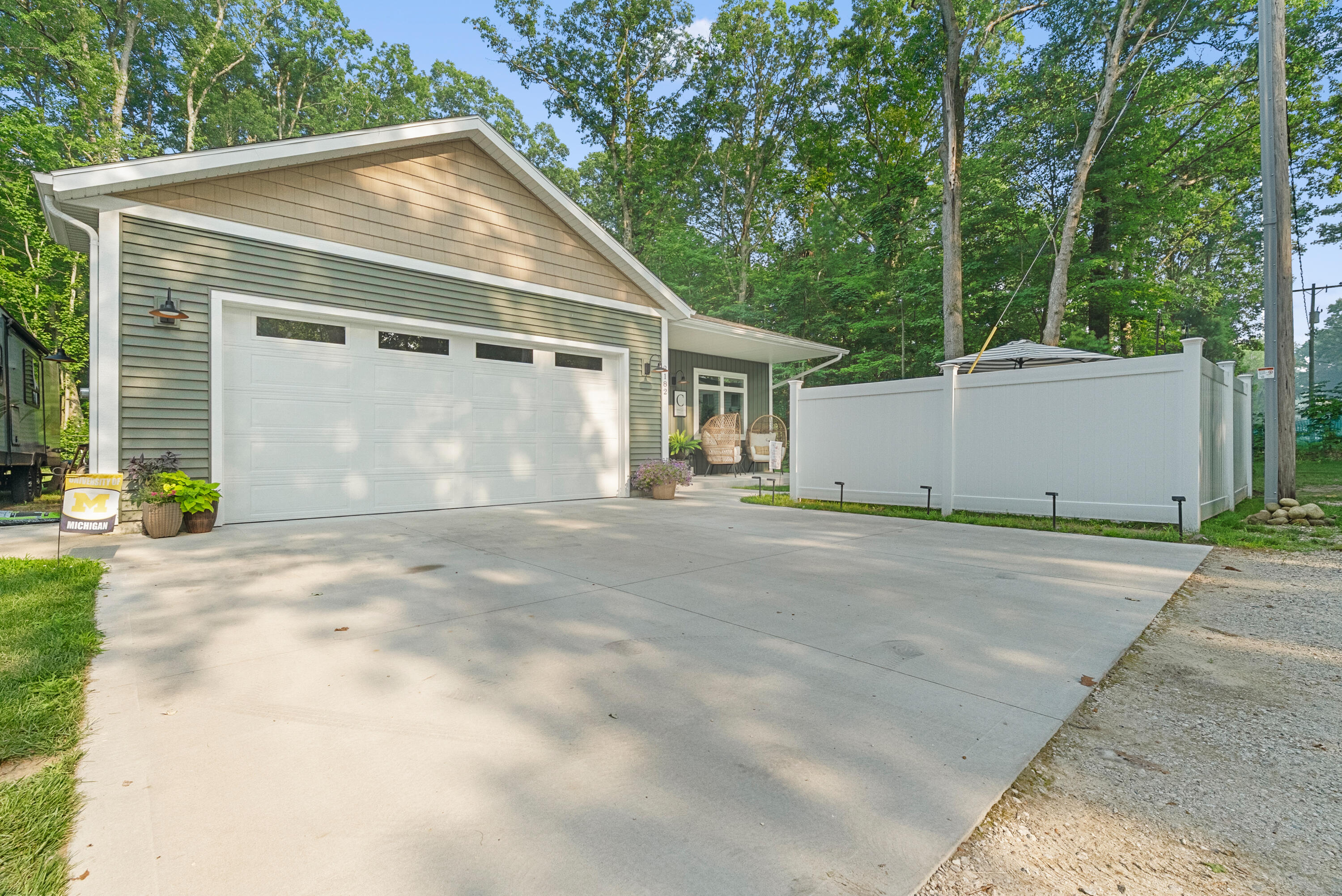 2182 N Getty Street Muskegon MI 49445