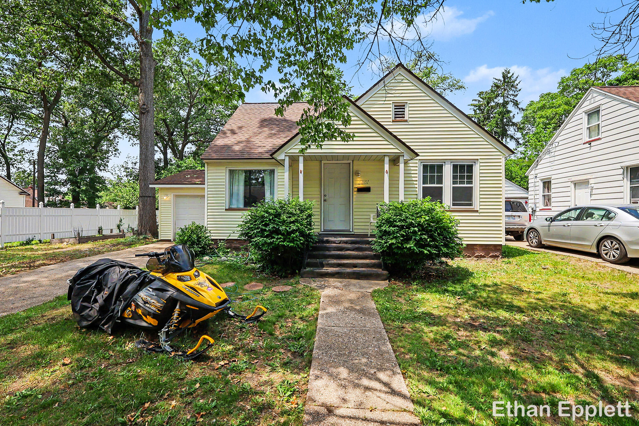 3321 Baker Street Muskegon MI 49444