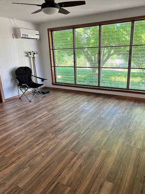 6530 Paw Paw Avenue Coloma MI 49038