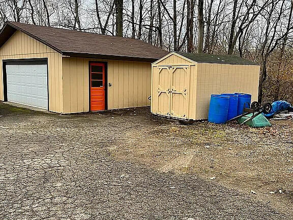 6530 Paw Paw Avenue Coloma MI 49038