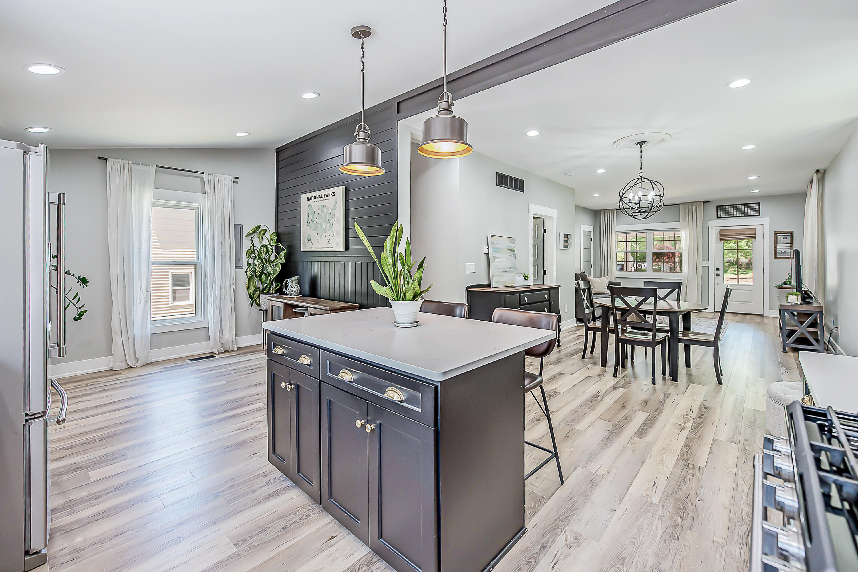 611 W Silver Lake Road Fenton MI 48430