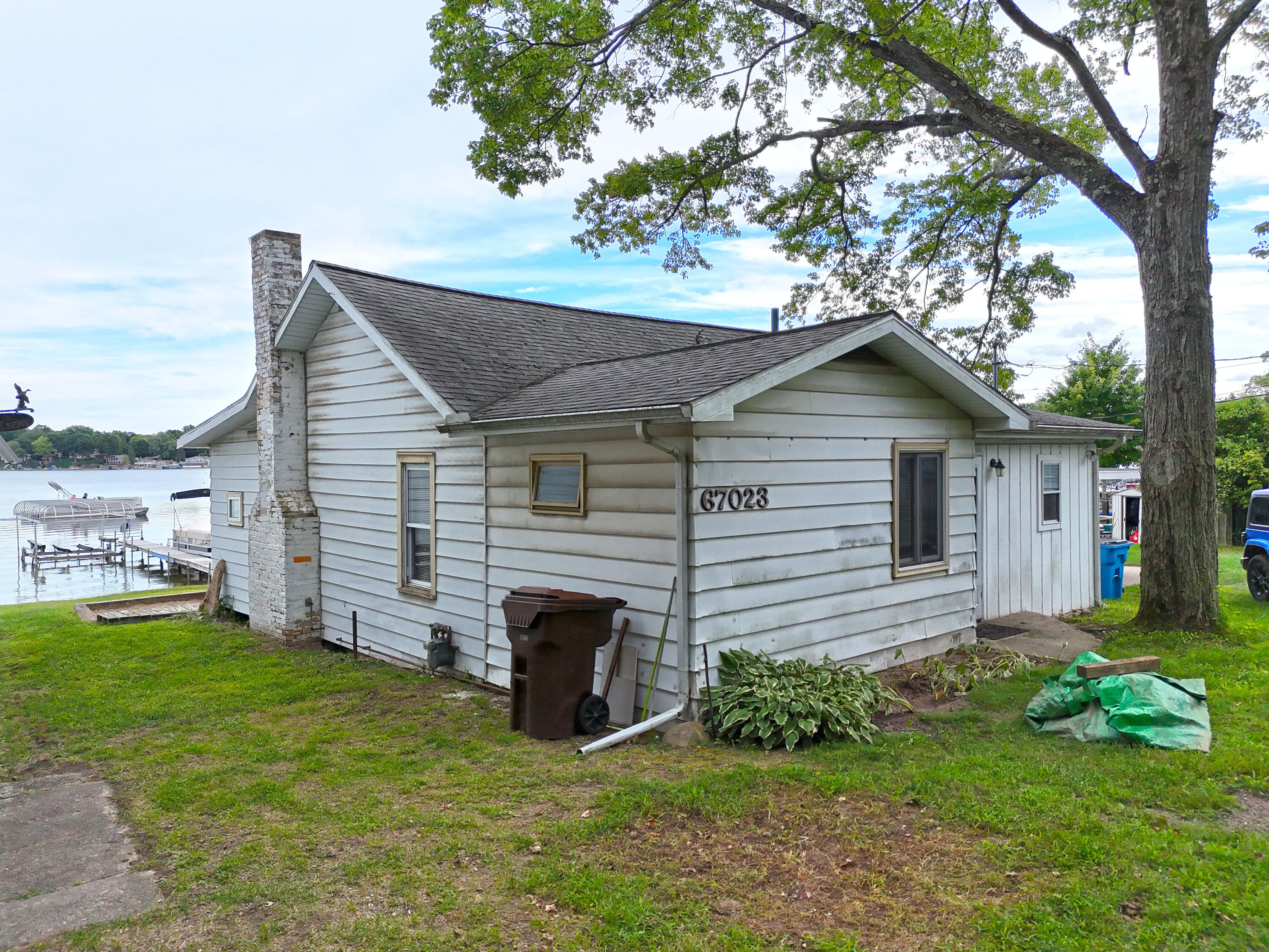 67023 Lakeshore Drive Dowagiac MI 49047