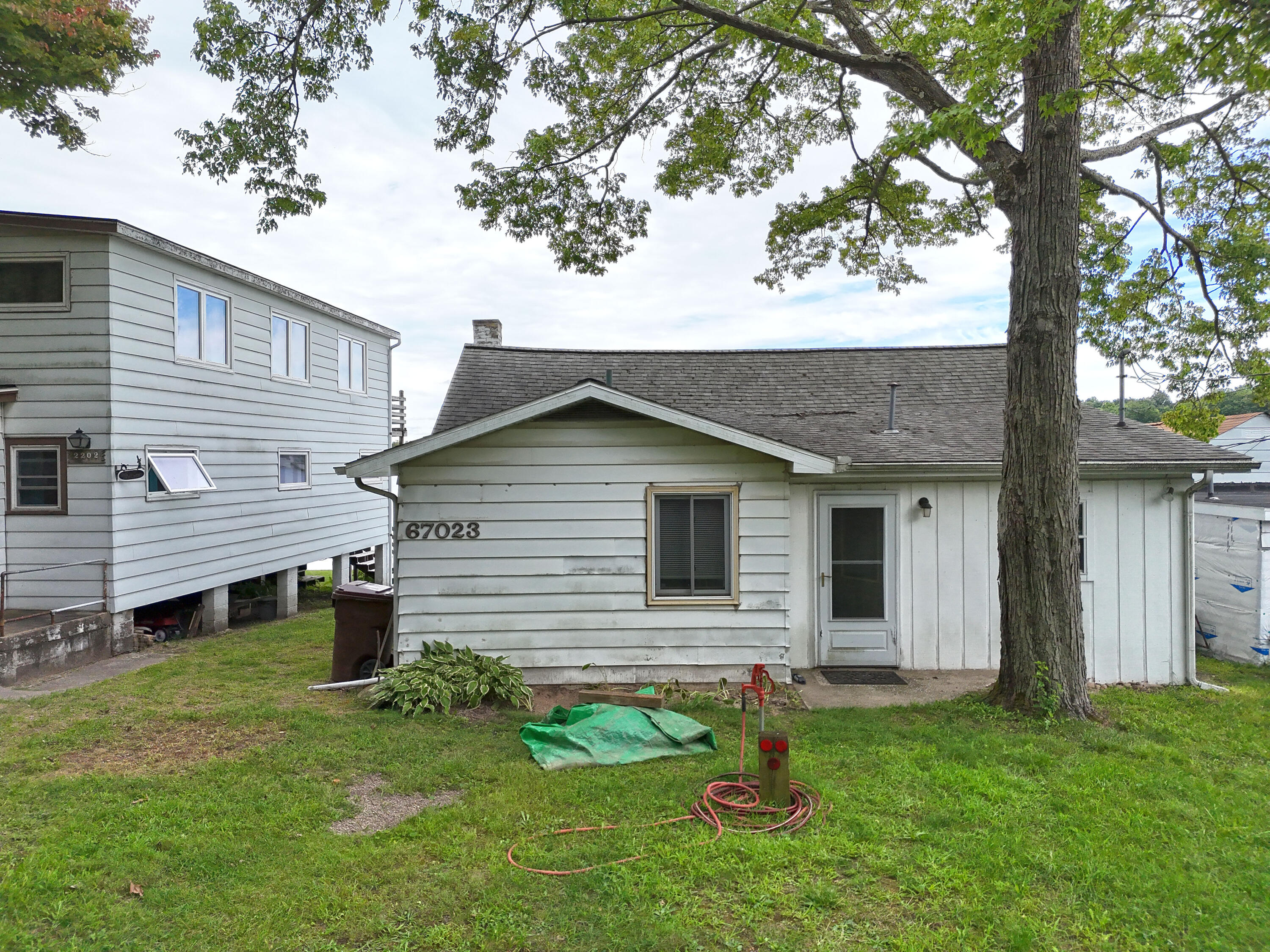 67023 Lakeshore Drive Dowagiac MI 49047