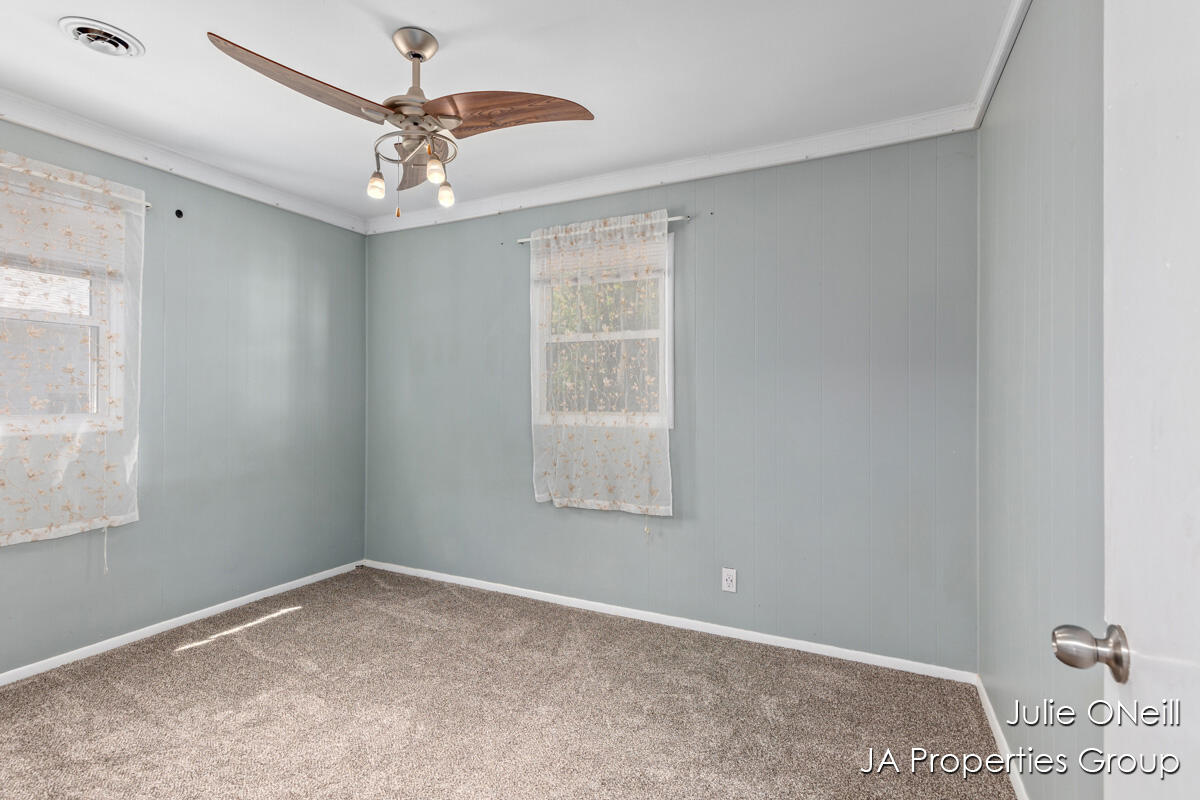 1035 Eastern Avenue NE Grand Rapids MI 49503