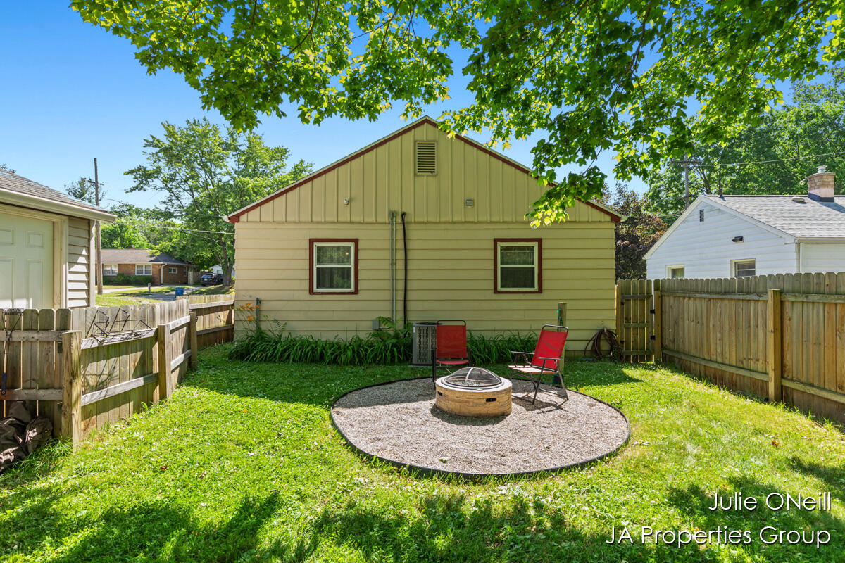 1035 Eastern Avenue NE Grand Rapids MI 49503