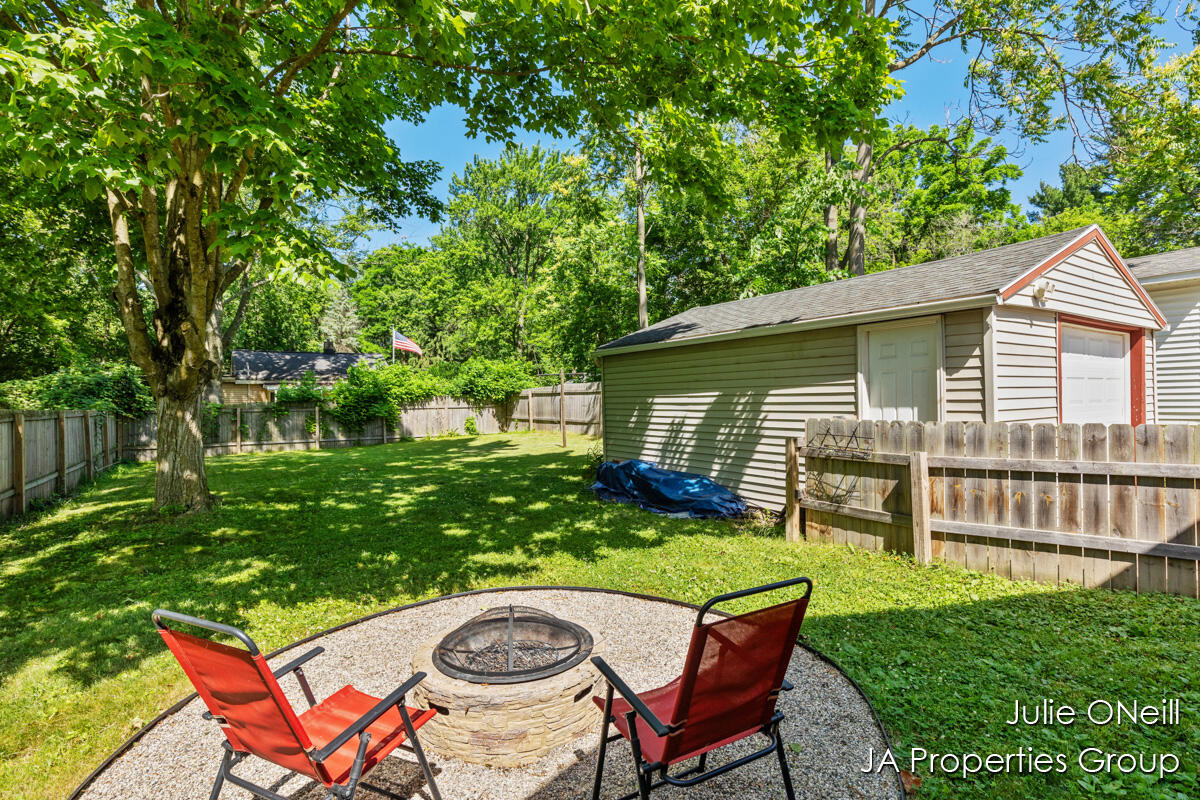 1035 Eastern Avenue NE Grand Rapids MI 49503