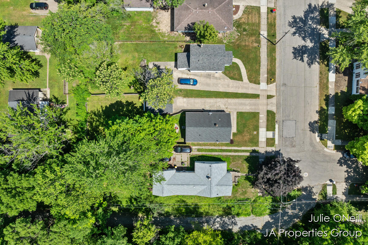 1035 Eastern Avenue NE Grand Rapids MI 49503