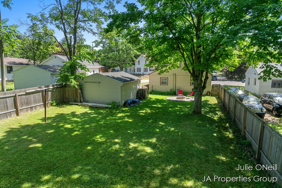 1035 Eastern Avenue NE Grand Rapids MI 49503