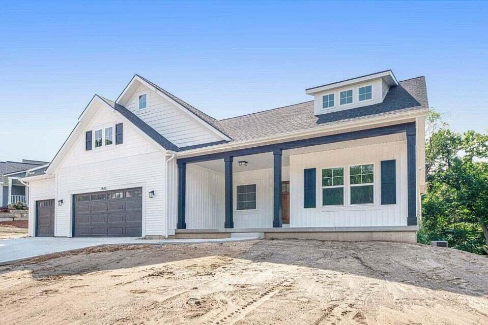 4199 3 Mile Road NE Grand Rapids MI 49525