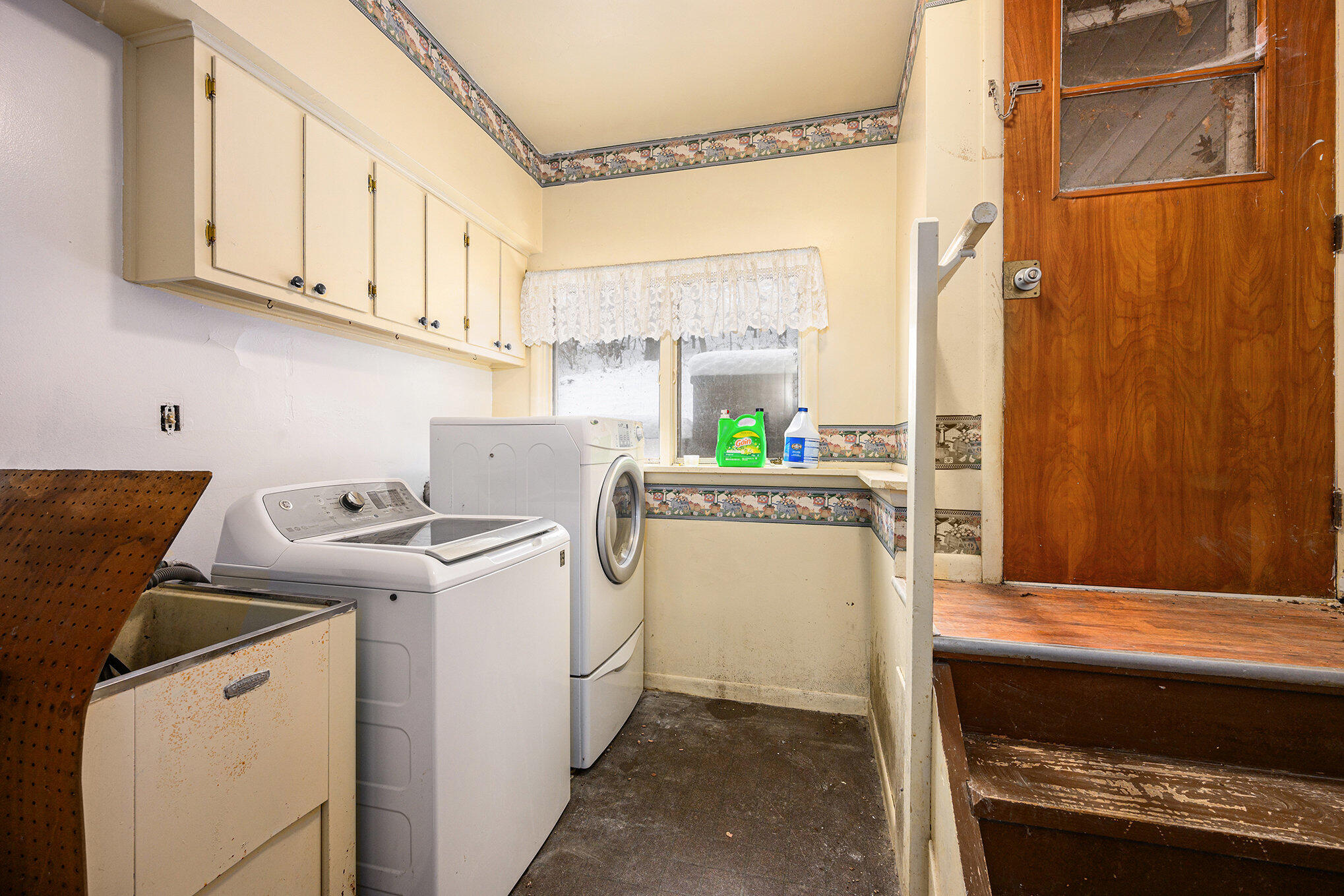 332 Espanola Avenue Kalamazoo MI 49004