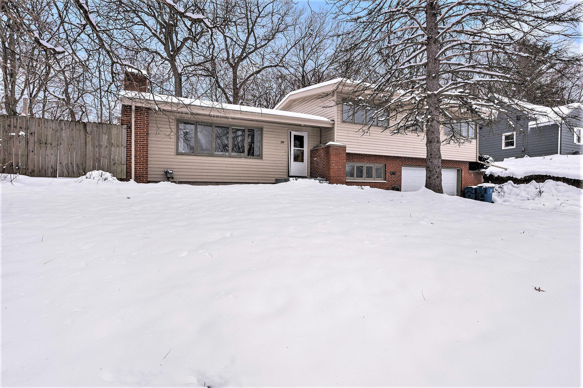 332 Espanola Avenue Kalamazoo MI 49004
