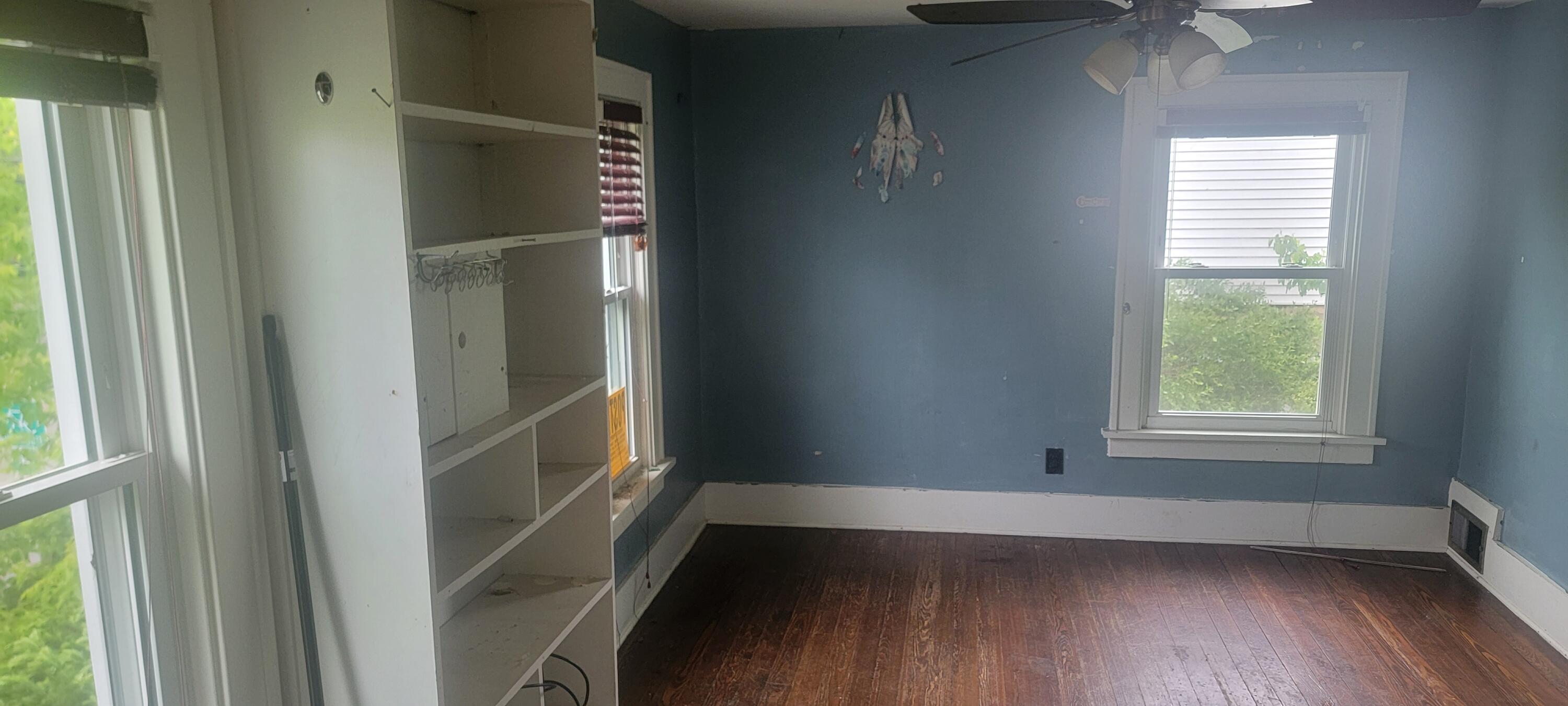 907 Russell Street Kalamazoo MI 49001