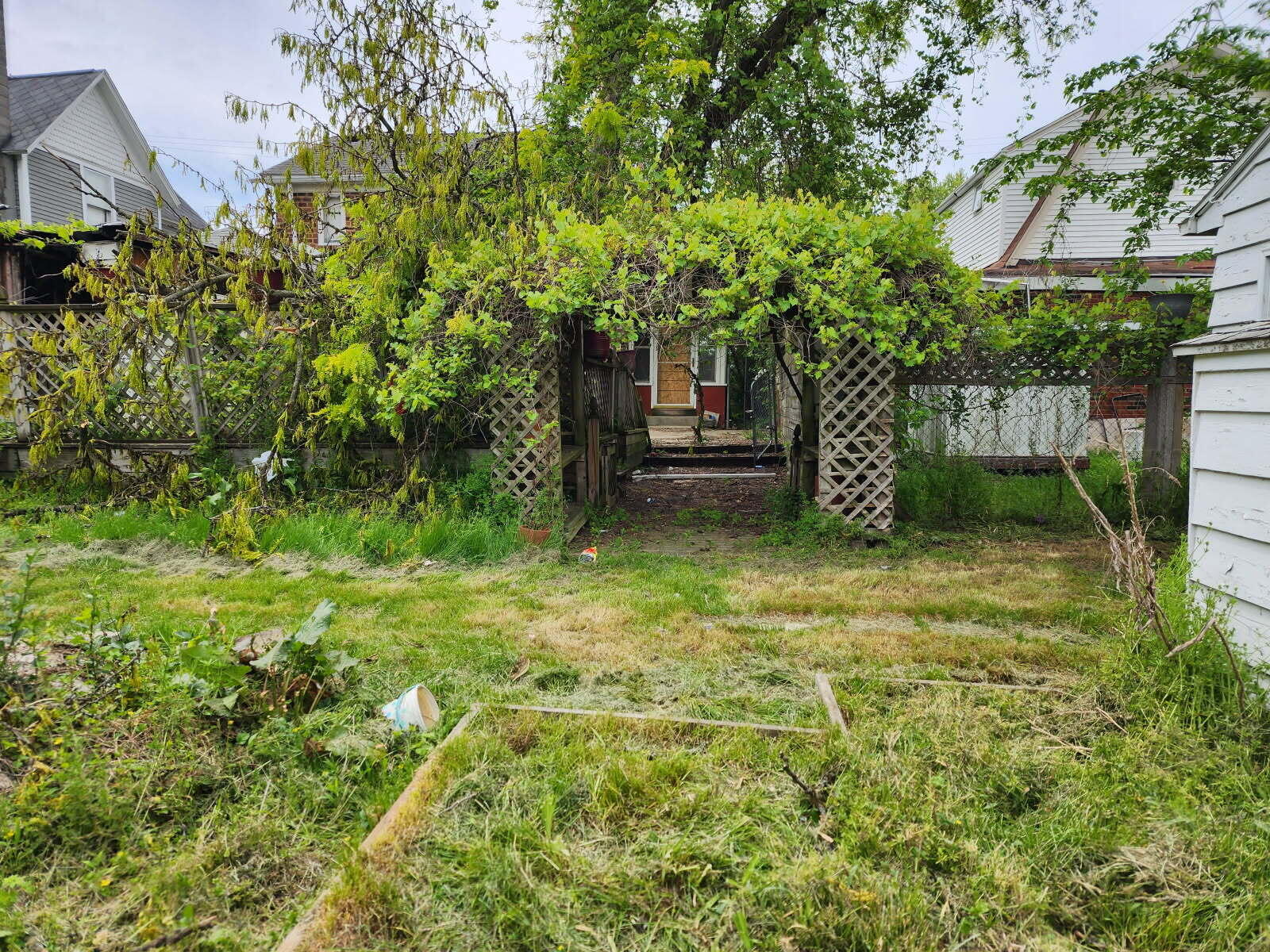 907 Russell Street Kalamazoo MI 49001