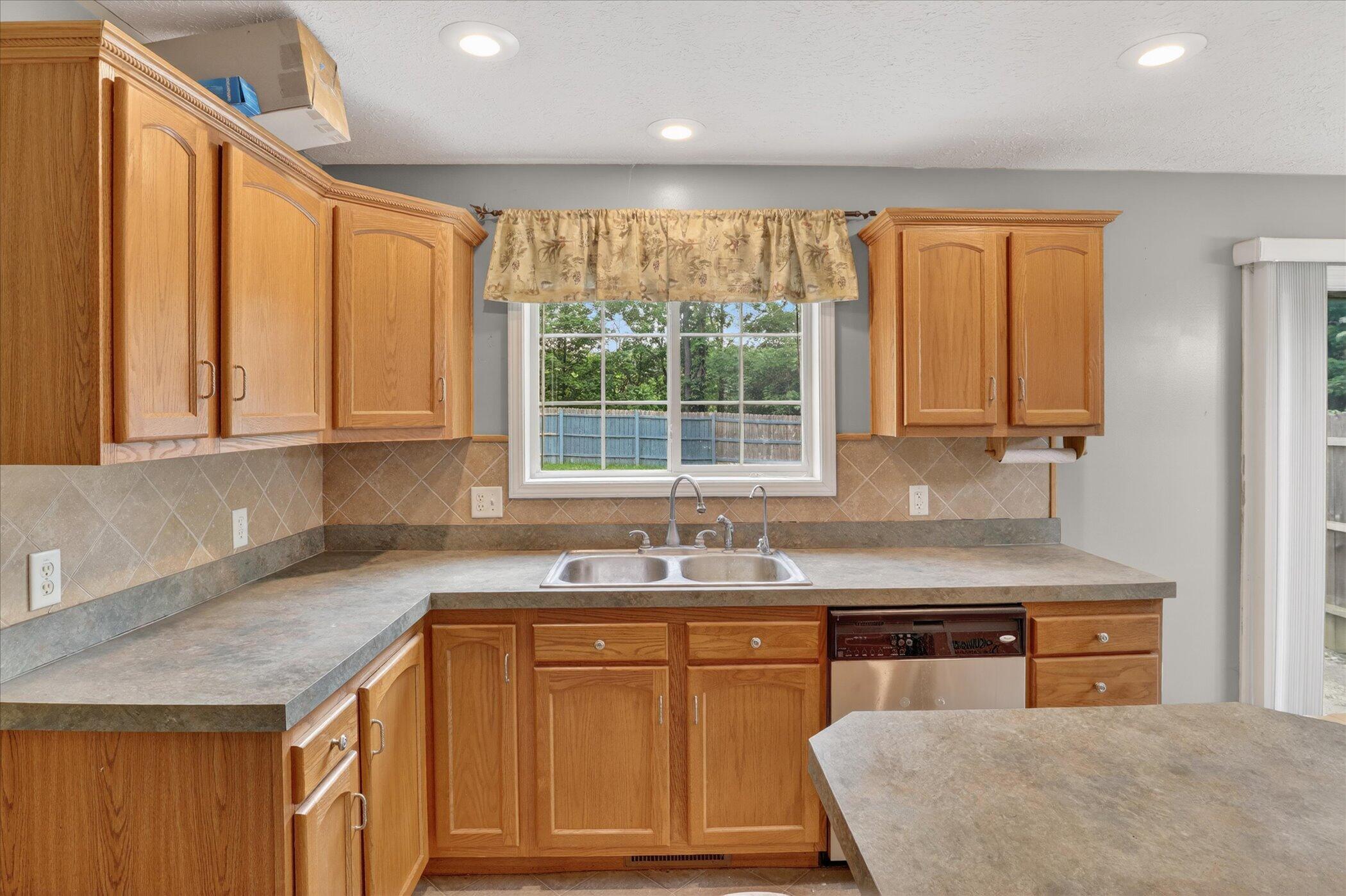 11373 Us 31 Berrien Springs MI 49103