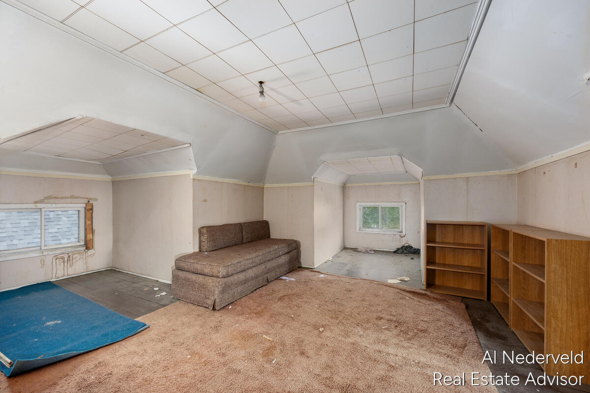 640 Crescent Street NE Grand Rapids MI 49503