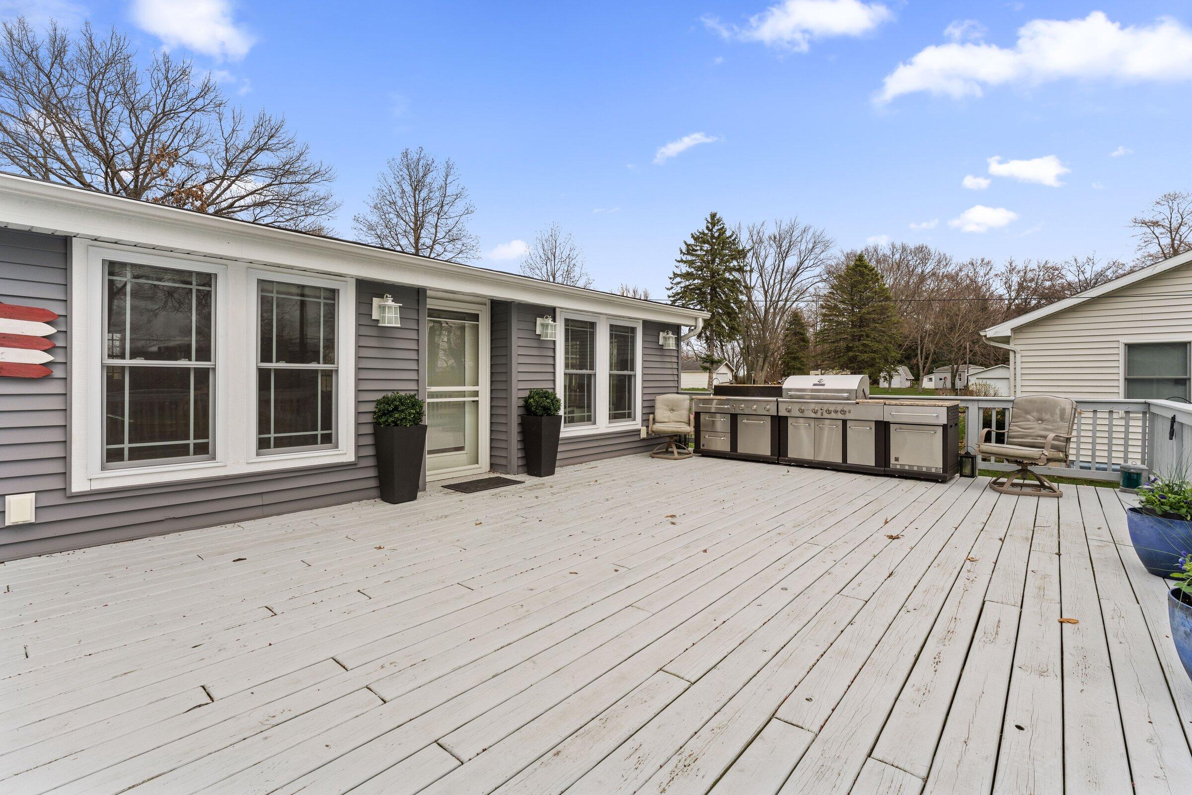 31486 County Line Road Dowagiac MI 49047