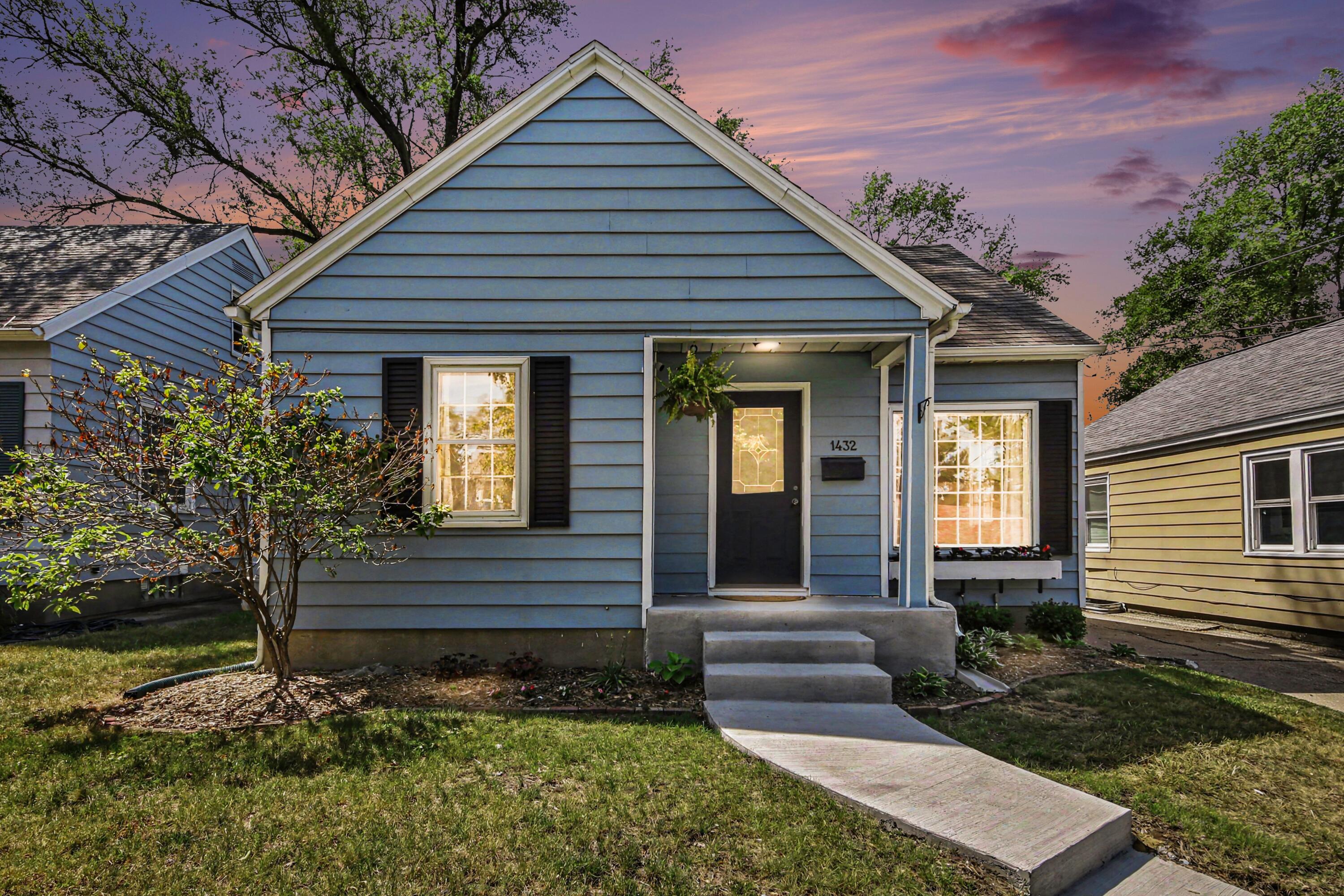 1432 Ardmore Street SE Grand Rapids MI 49507