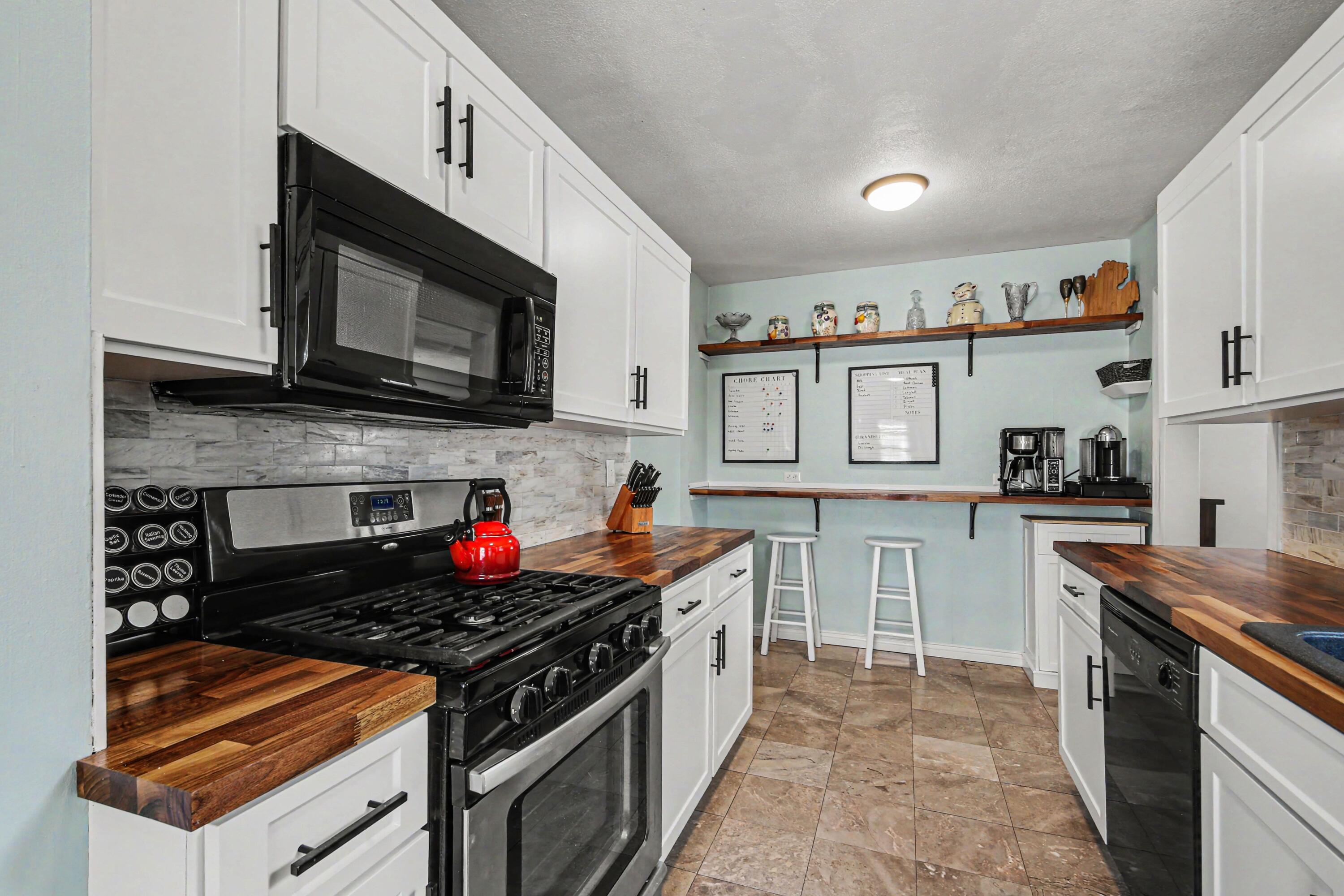 1432 Ardmore Street SE Grand Rapids MI 49507