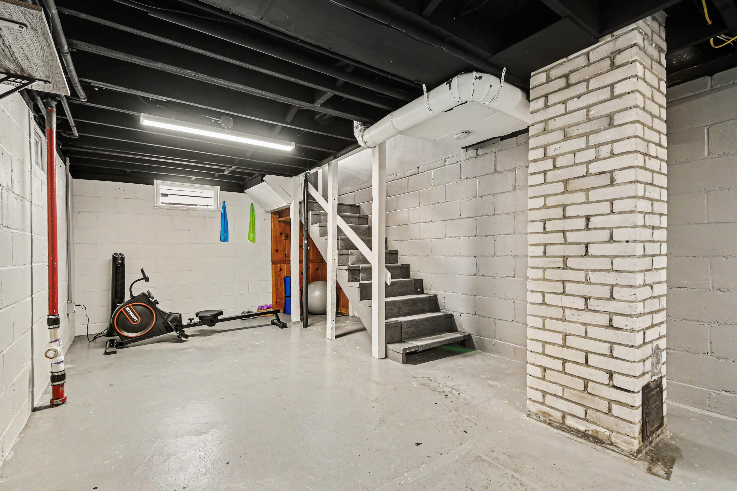 1432 Ardmore Street SE Grand Rapids MI 49507