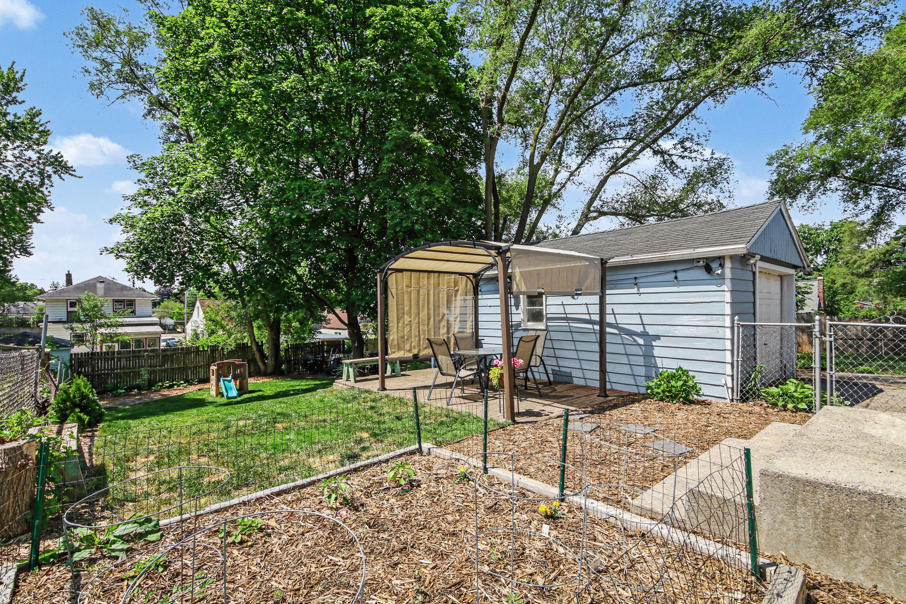 1432 Ardmore Street SE Grand Rapids MI 49507