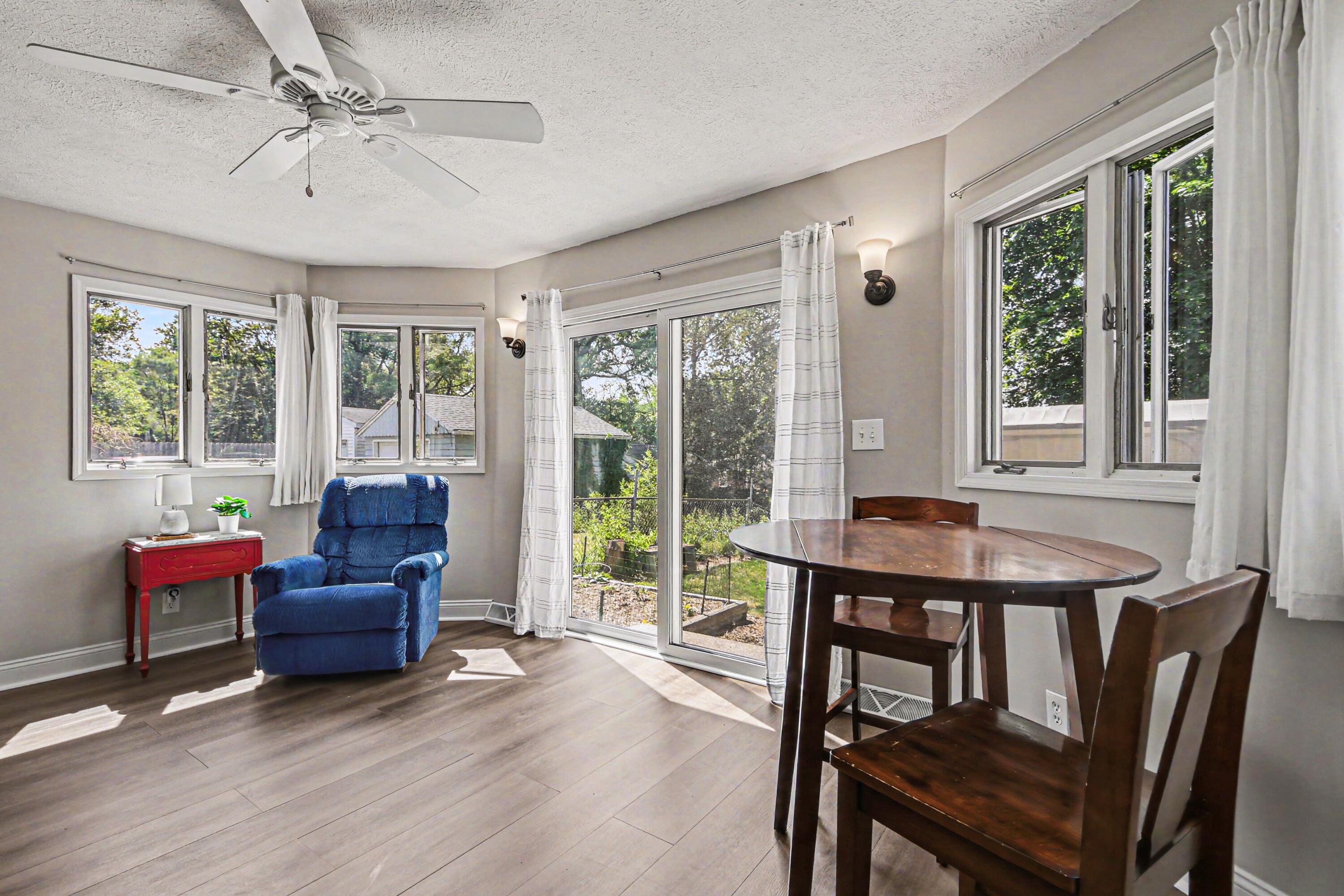 1432 Ardmore Street SE Grand Rapids MI 49507